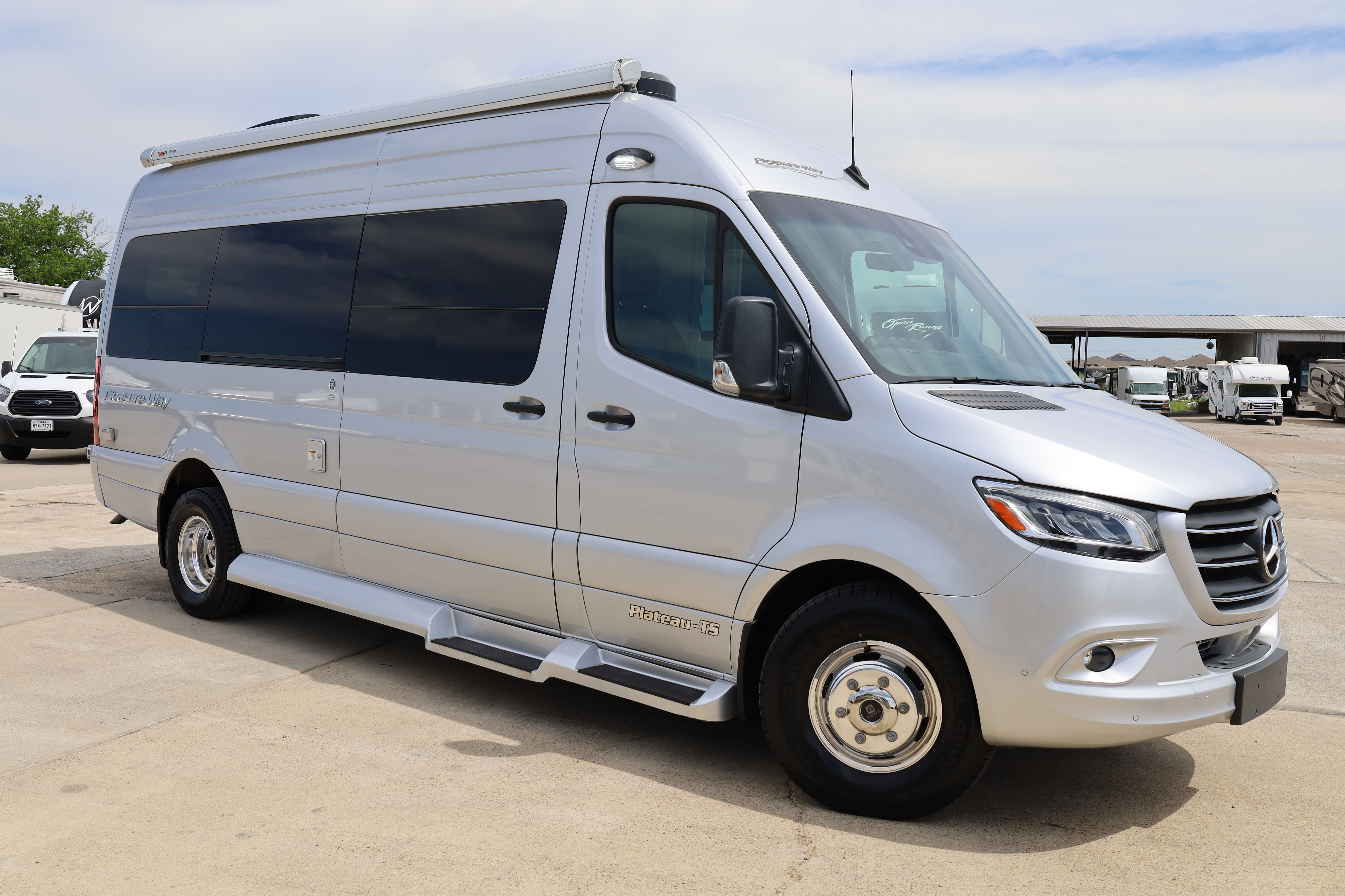 2024 Pleasure-Way Plateau TS RV