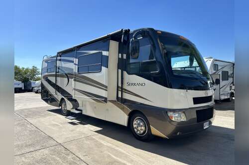 2010 Thor Motor Coach Serrano 31V in royse city TX