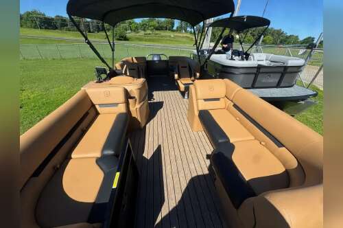 2027 Godfrey XPERIENCE 2286 SBX 115HP BUNK TRAILER in detroit lakes MN