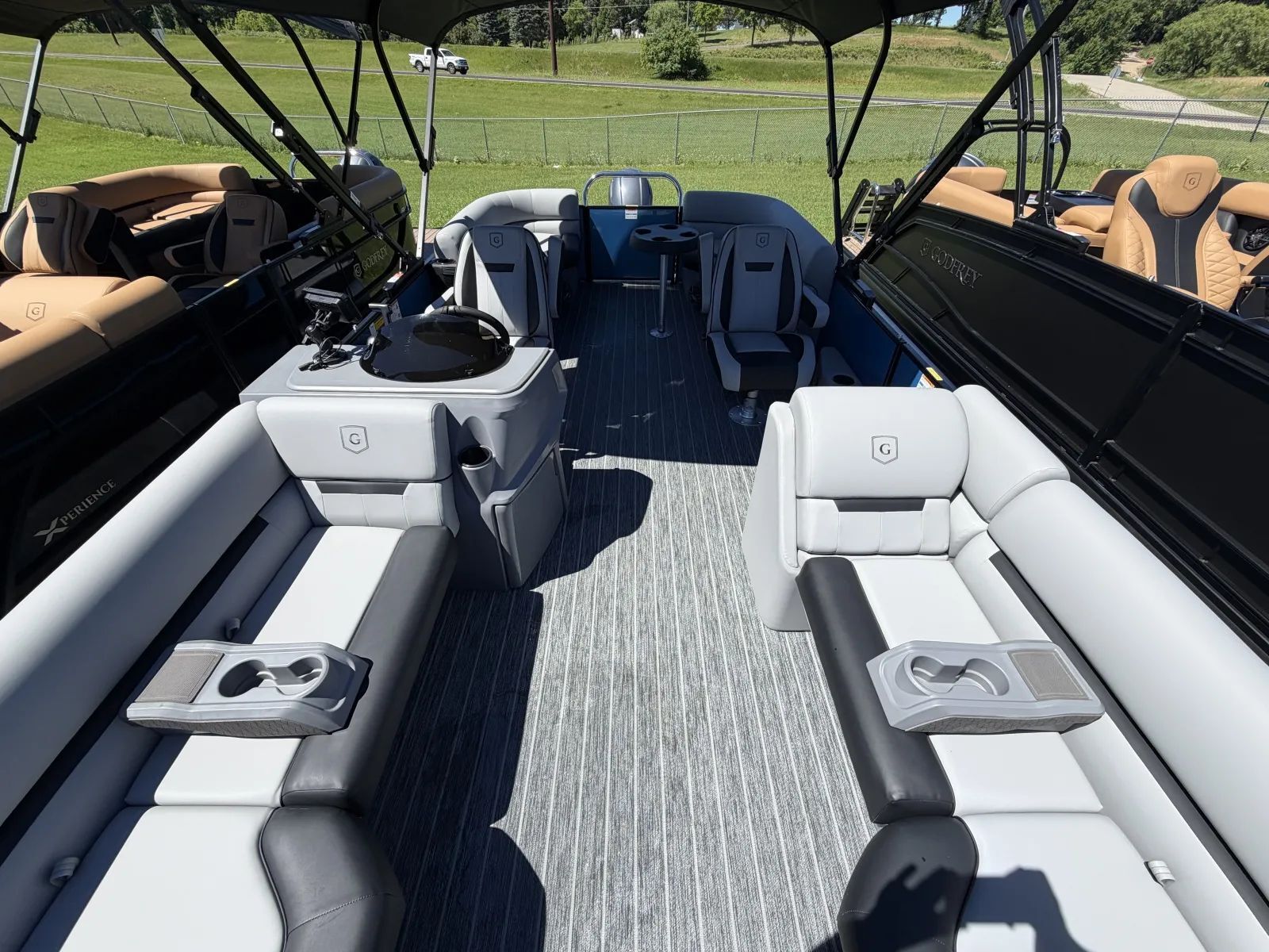 2027 Godfrey XPERIENCE 2286 SBX 115HP BUNK TRAILER in detroit lakes MN