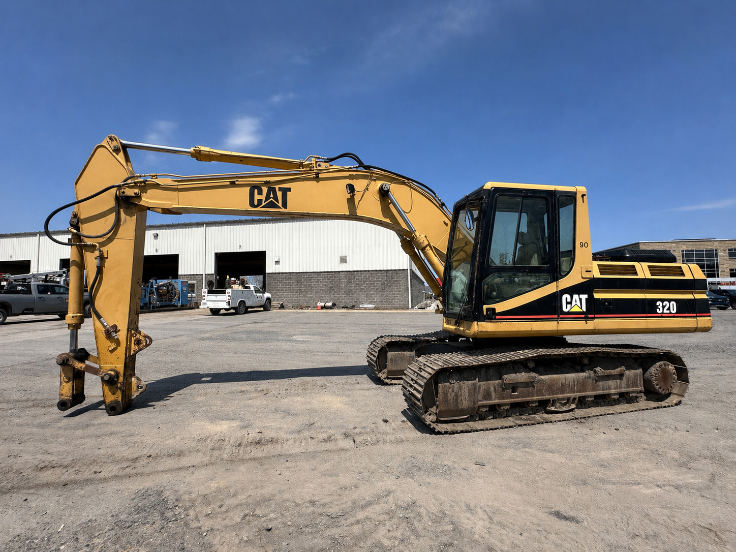 1994 CATERPILLAR 320 N in Scranton, PA