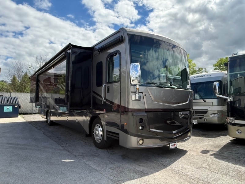 2020 Fleetwood Discovery 38F in deforest WI