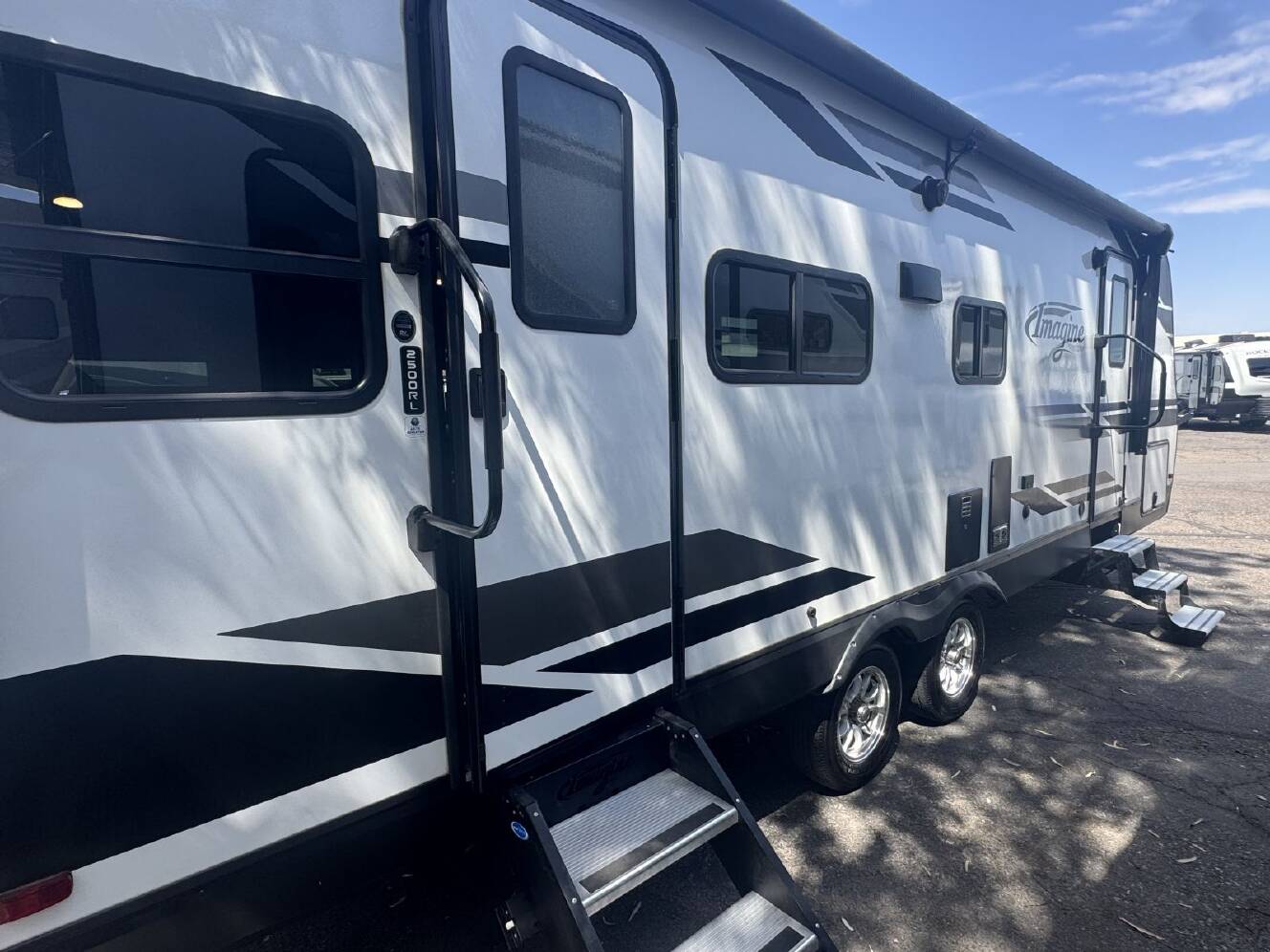 A photo of this 2021 Grand Design Imagine 2500RL
