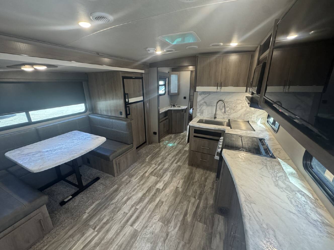 A photo of this 2021 Grand Design Imagine 2500RL