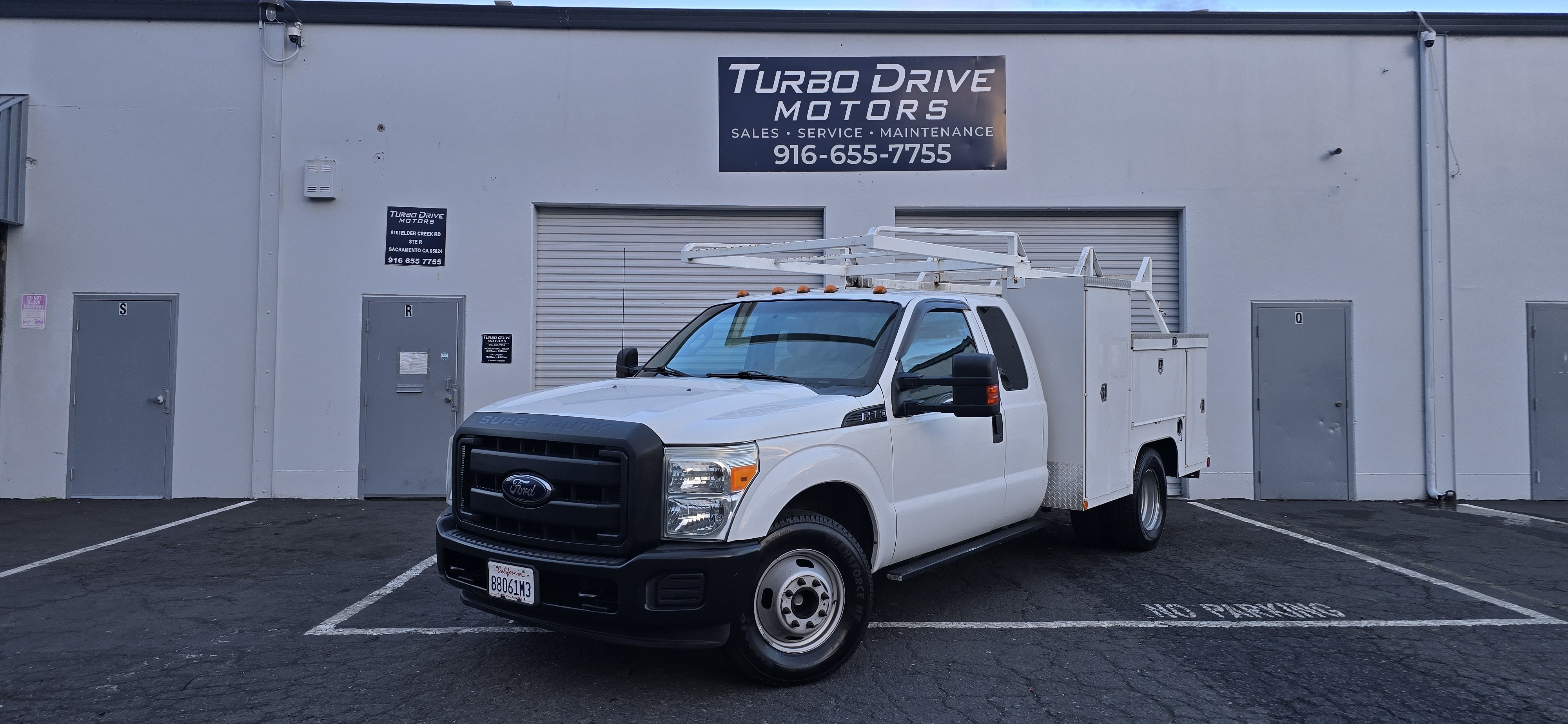 2012 FORD F350 XL in Sacramento, CA