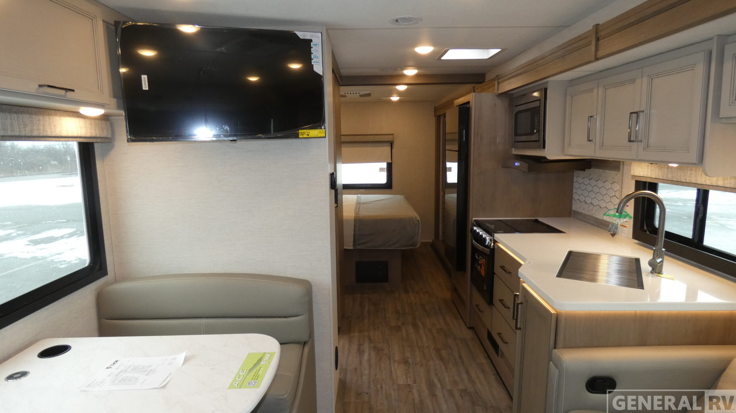 2026 Thor Motor Coach ACE 29D in north canton OH