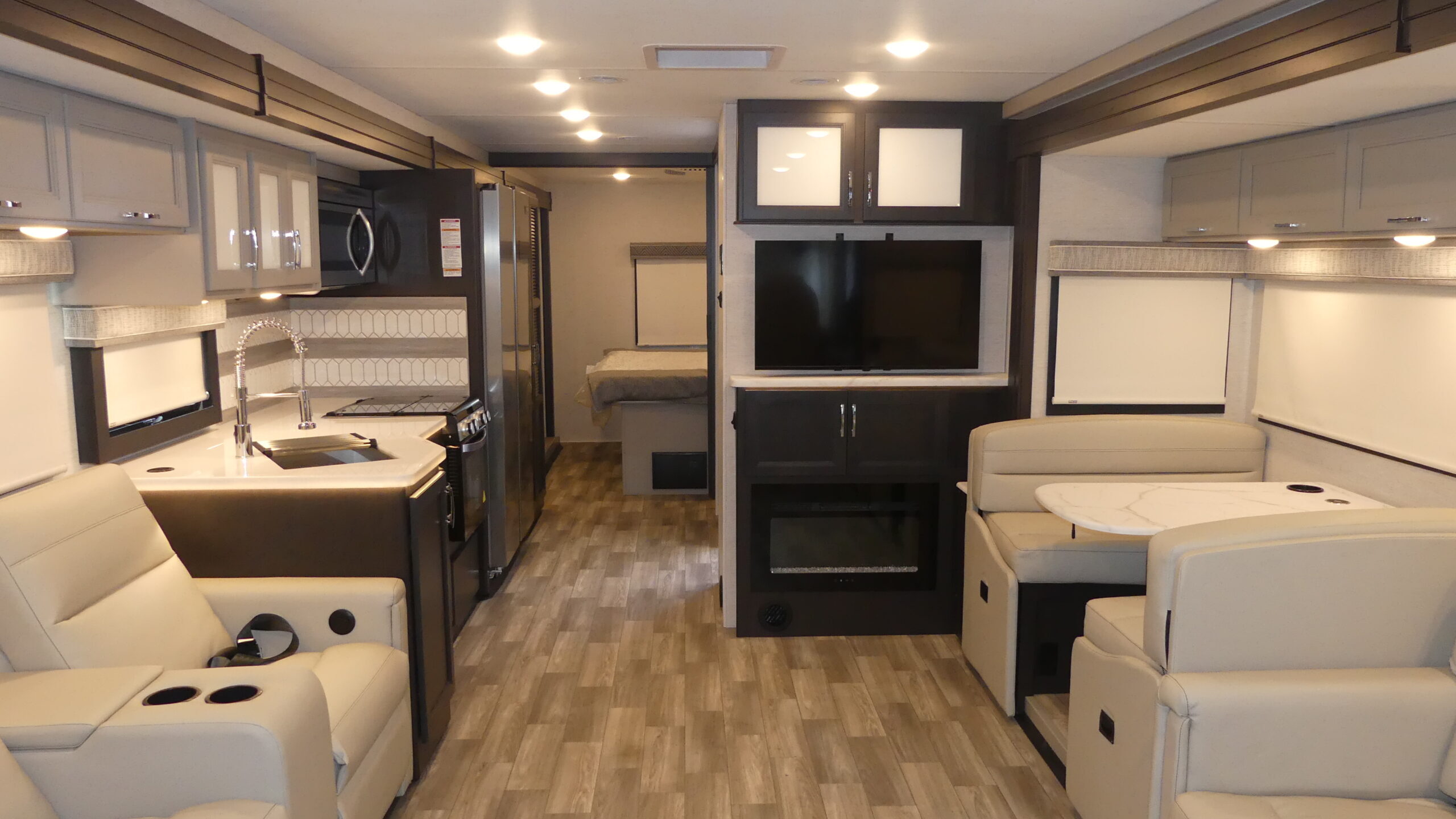 2026 Thor Motor Coach LUMINATE CC35 in fort meyers FL