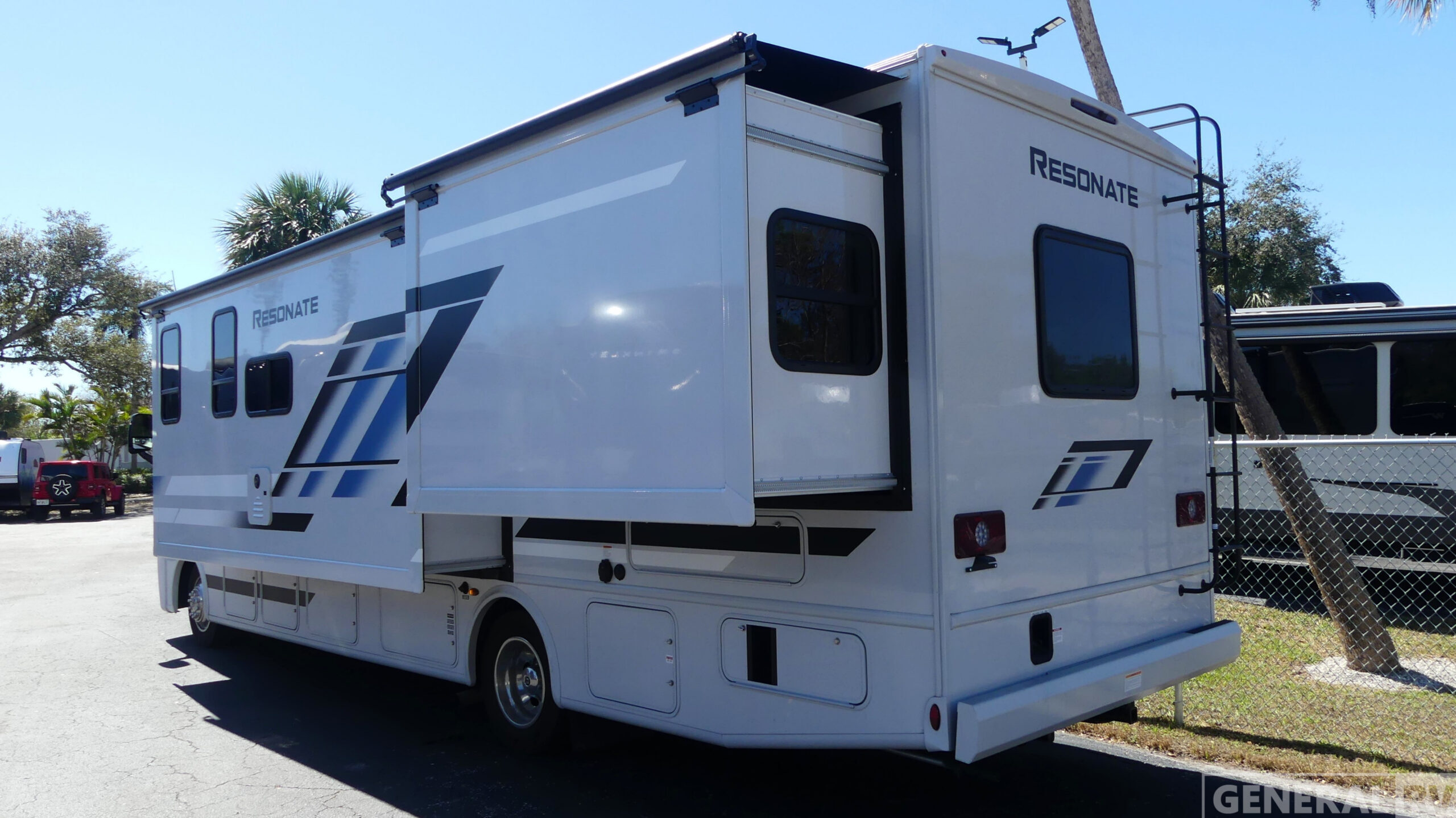2026 Thor Motor Coach RESONATE 30C in fort meyers FL