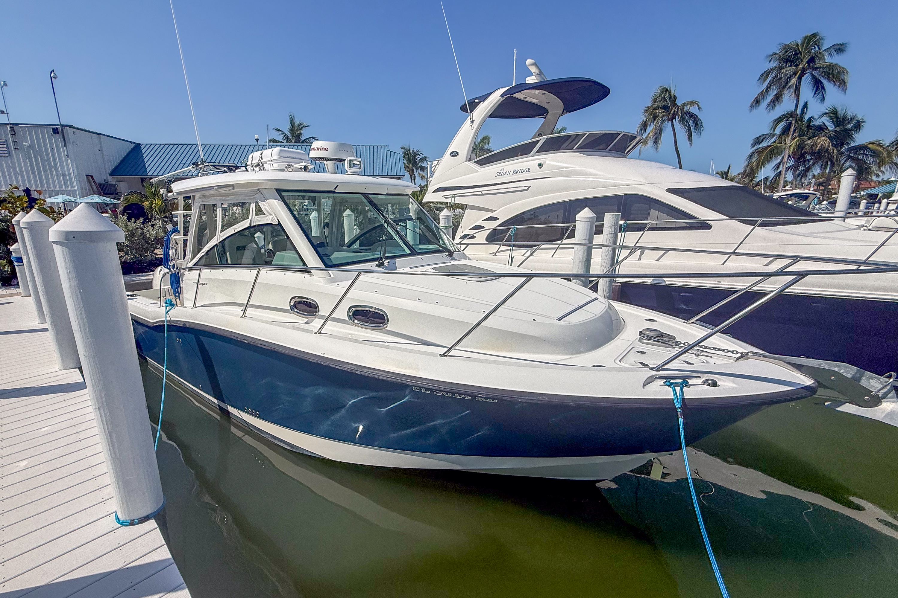 2016 Boston Whaler 315 CONQUEST in fort myers FL