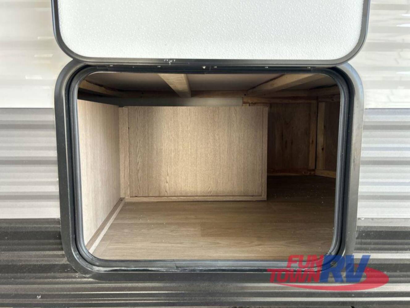 A photo of this 2026 Gulf Stream Rv Yellowstone Classic 248BH