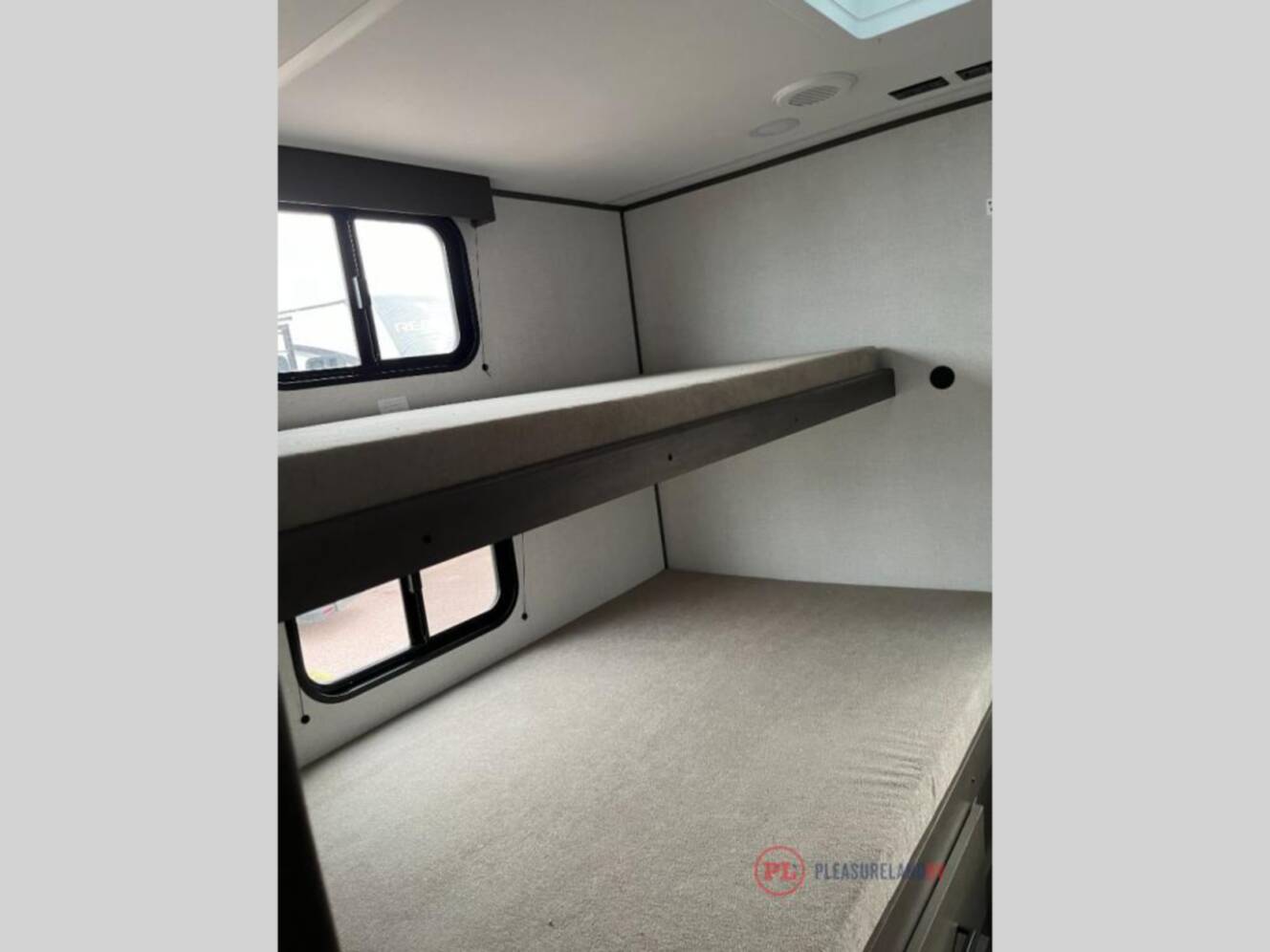 A photo of this 2026 Grand Design Transcend 335BHT