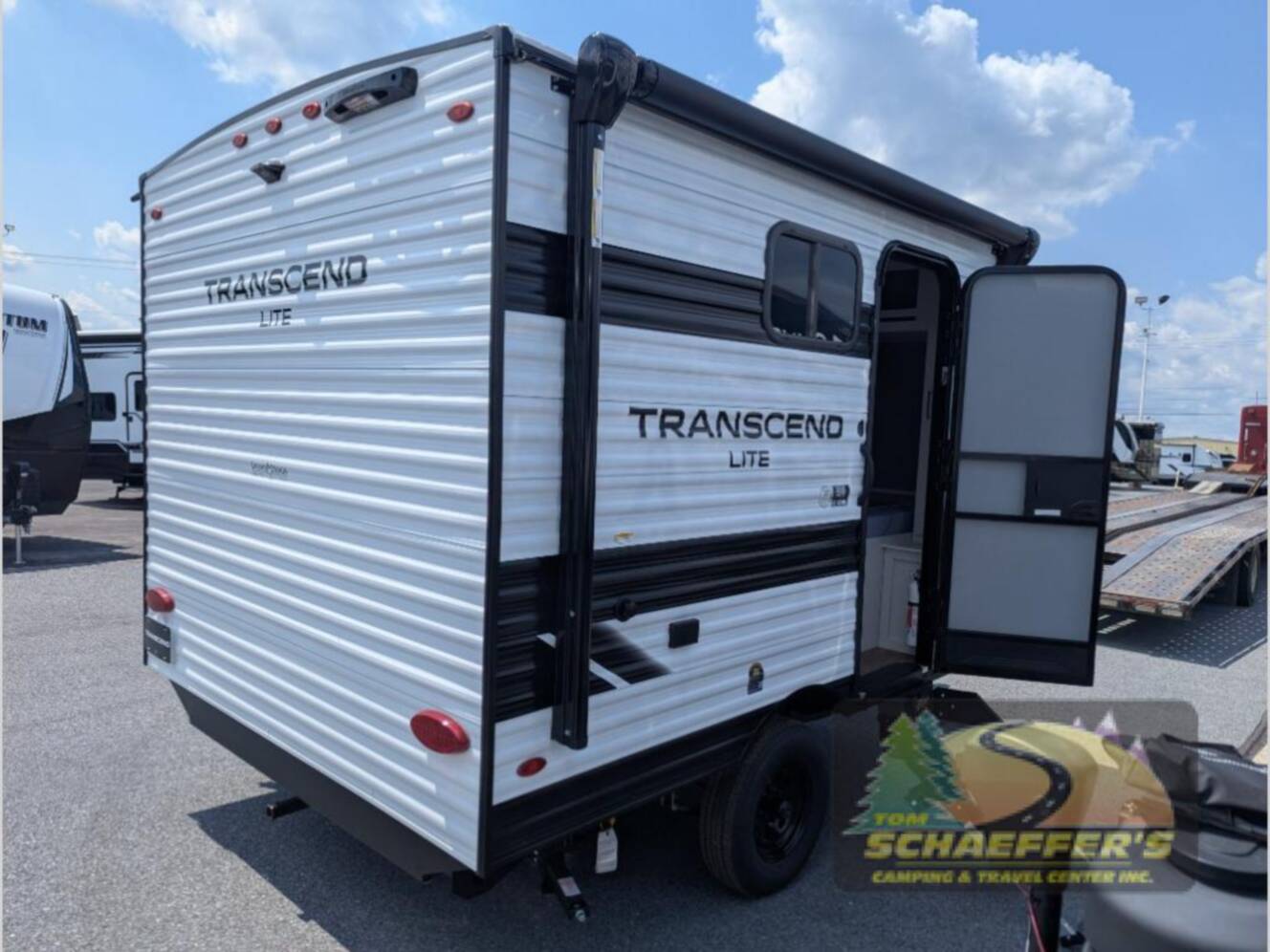A photo of this 2027 Grand Design Transcend Lite 121RBL