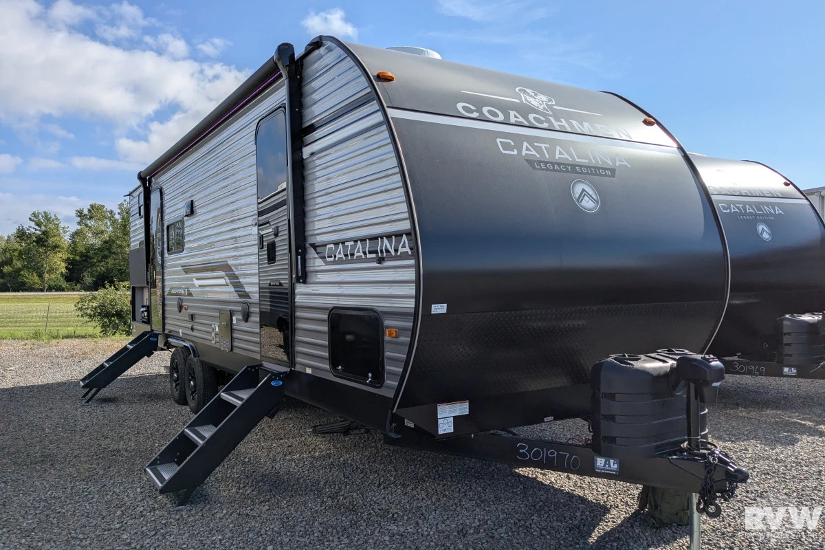 2026 Coachmen Catalina Legacy 263BHSCK in lakeview OH