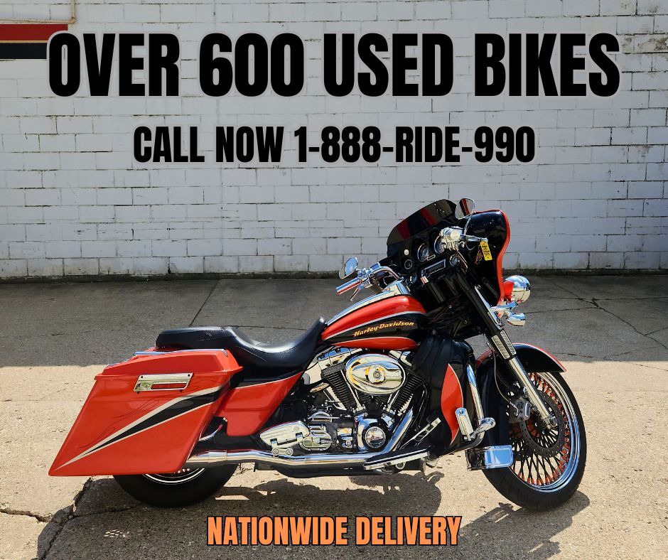 2004 Harley-Davidson® CVO Screamin' Eagle Electra Glide CVO in Sandusky, MI