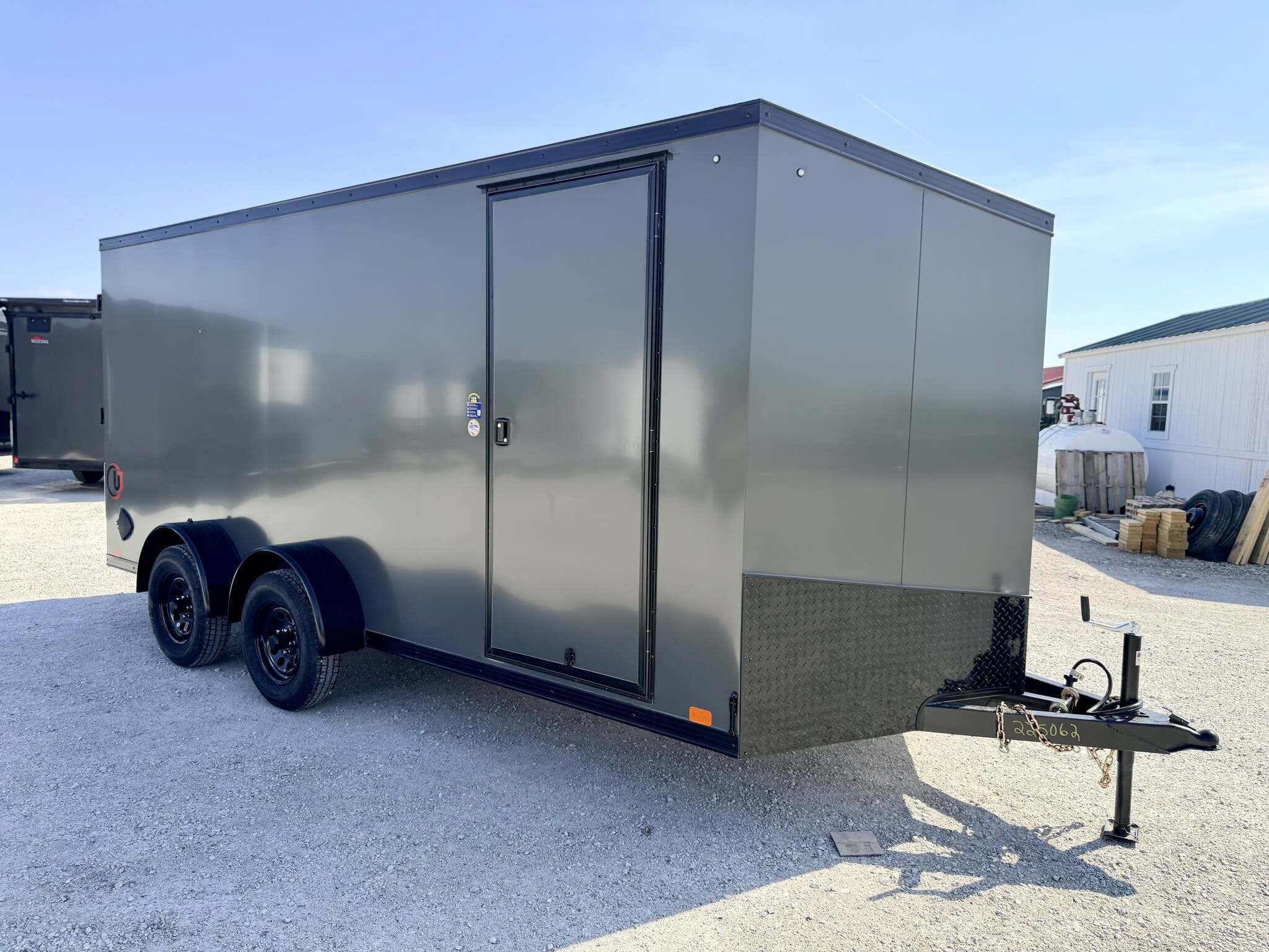 2026 United Trailers UJ-S 7X16 ENCLOSED-TORSION AXLES-25 YR FLOOR WARRANTY in Goodfield, IL