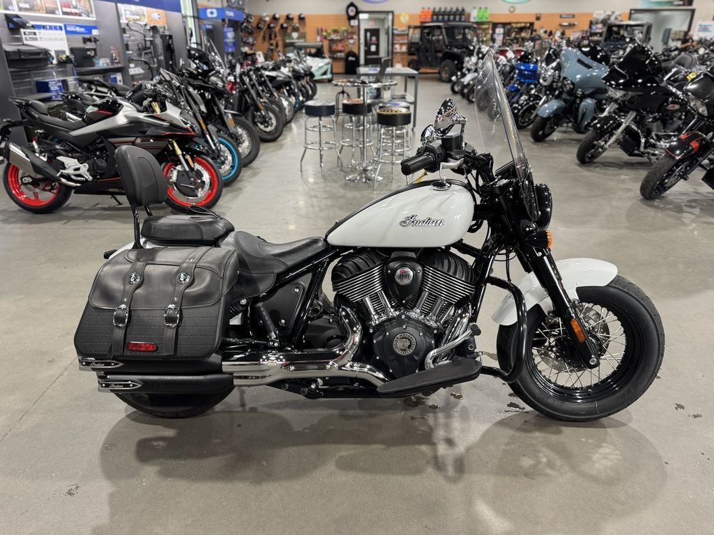 2022 Indian Motorcycle® Super Chief® ABS Pearl White ABS in Fayetteville, NC