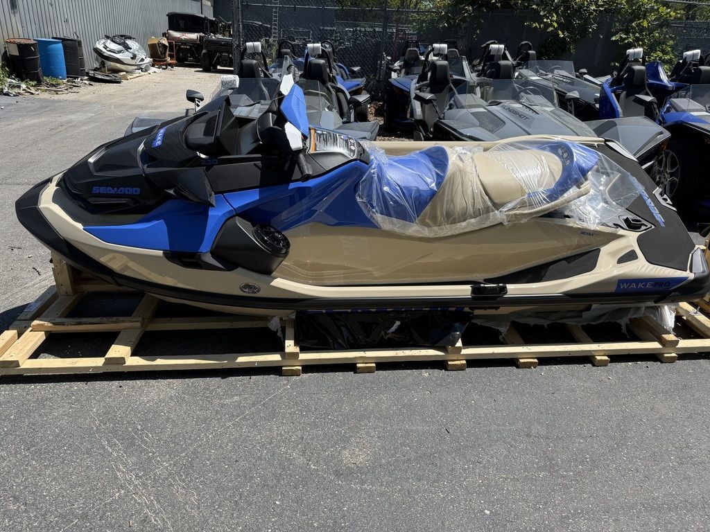 2026 Sea-Doo Wake Pro 230 230 in Ann Arbor, MI