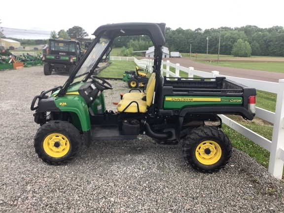 2012 John Deere XUV 825I GREEN in Paris, TN