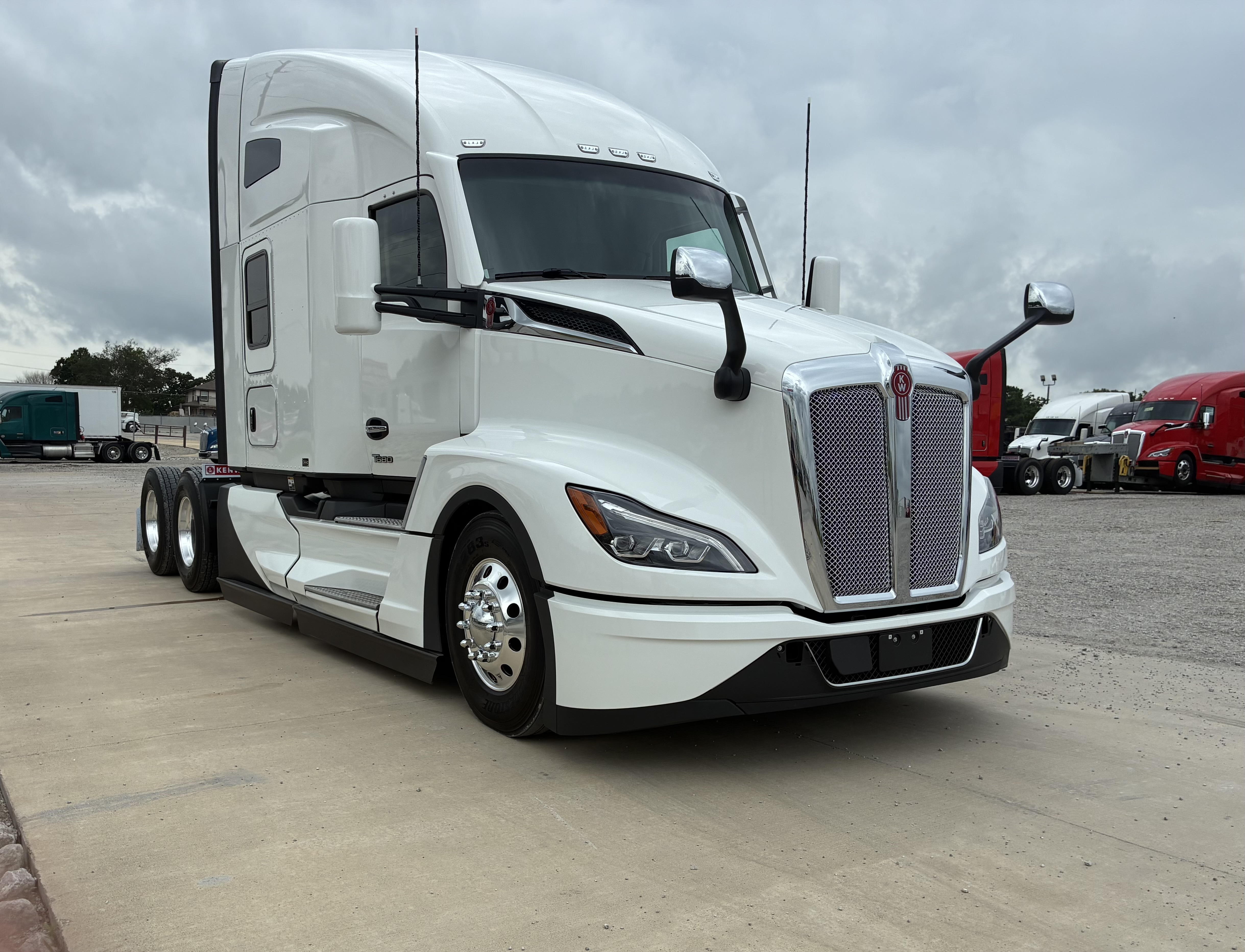 2027 KENWORTH T680 in Tulsa, OK