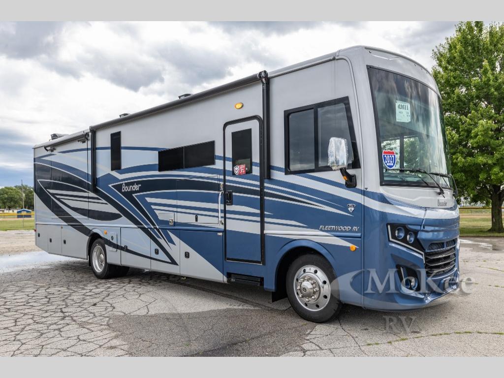 2027 Fleetwood Rv Bounder 35K in perry IA
