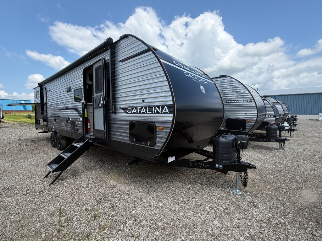 2027 Coachmen Rv Catalina Legacy Edition 323BHDSCK in galion OH