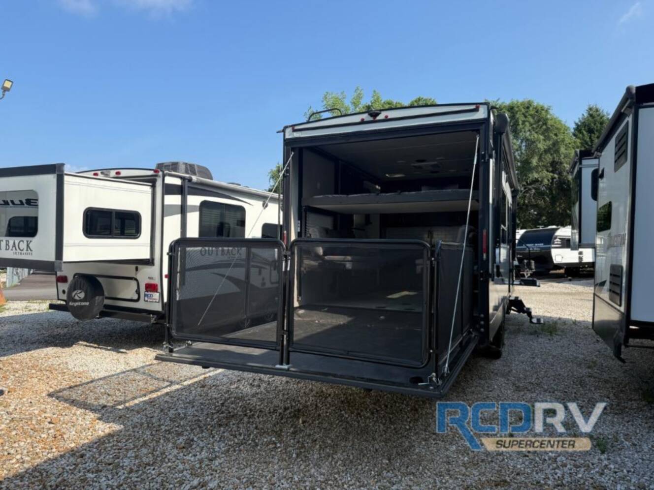 A photo of this 2022 Grand Design Momentum G-Class 25G