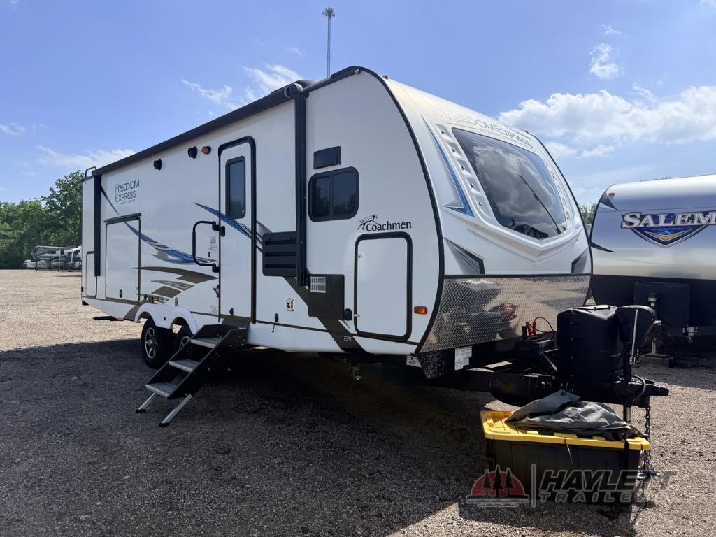 2021 Coachmen Rv Freedom Express Ultra Lite 259FKDS in coldwater MI