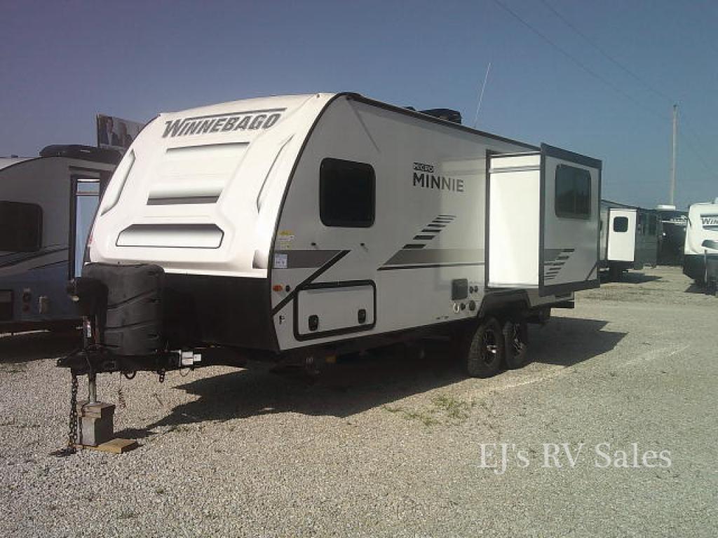 2022 Winnebago Industries Towables Micro Minnie 2225RL RV