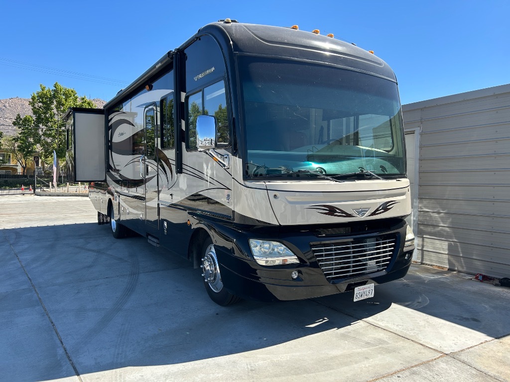 2013 Fleetwood Rv Southwind 36L in moreno valley CA