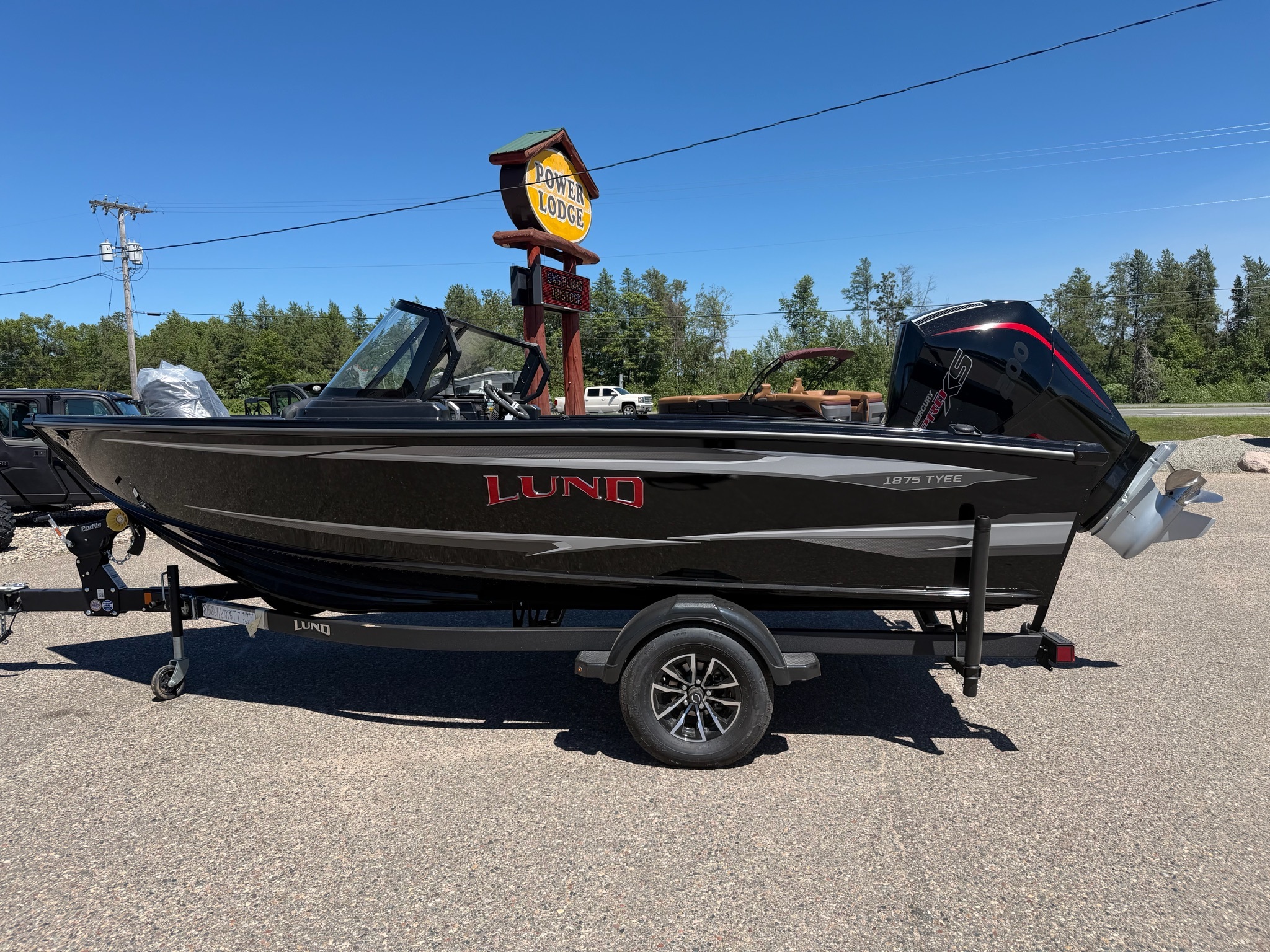 2027 Lund 1875 TYEE 2075 MAGNUM in brainerd MN
