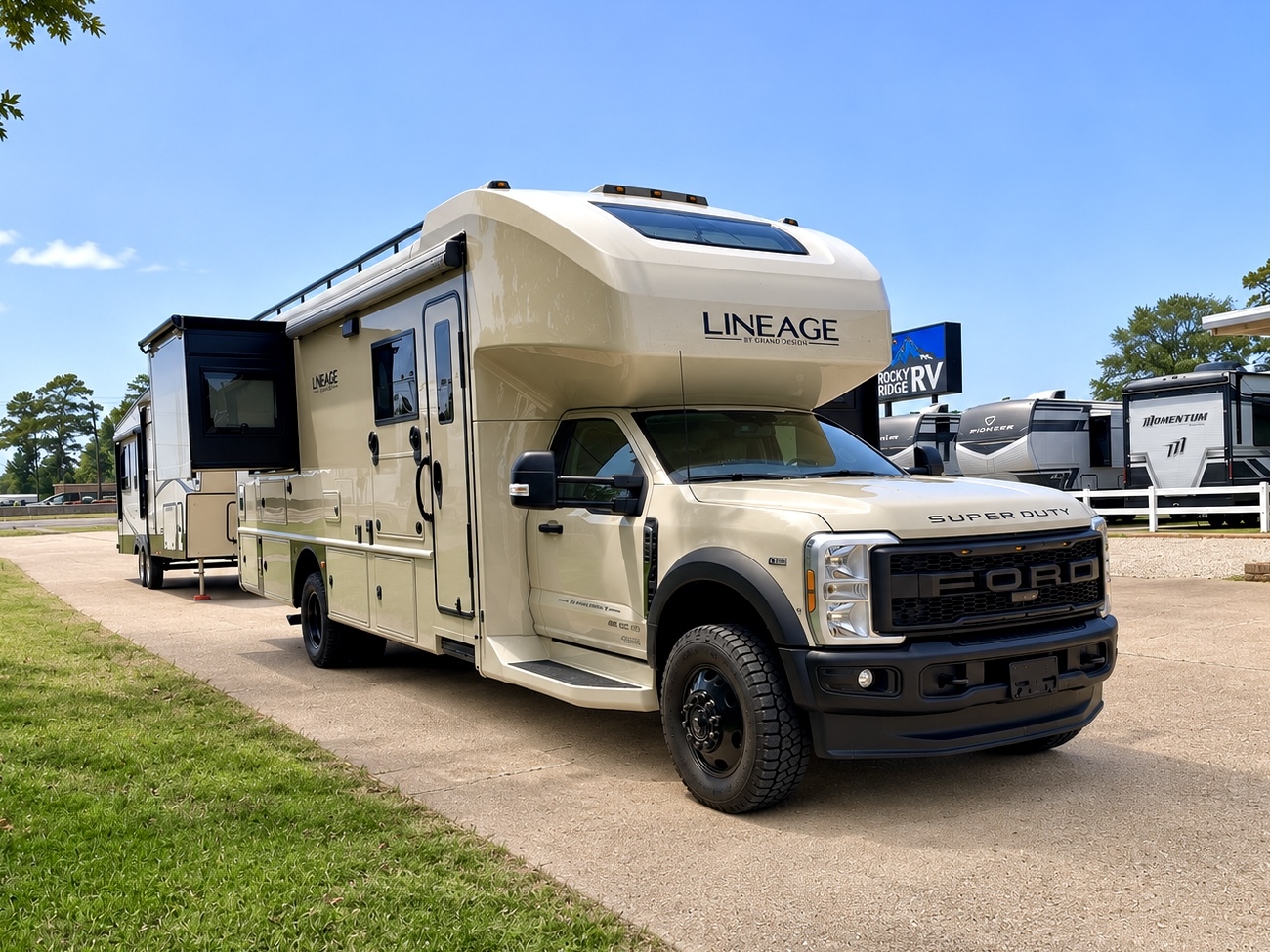 2027 Grand Design Lineage Series F 31ZW in nacogdoches TX