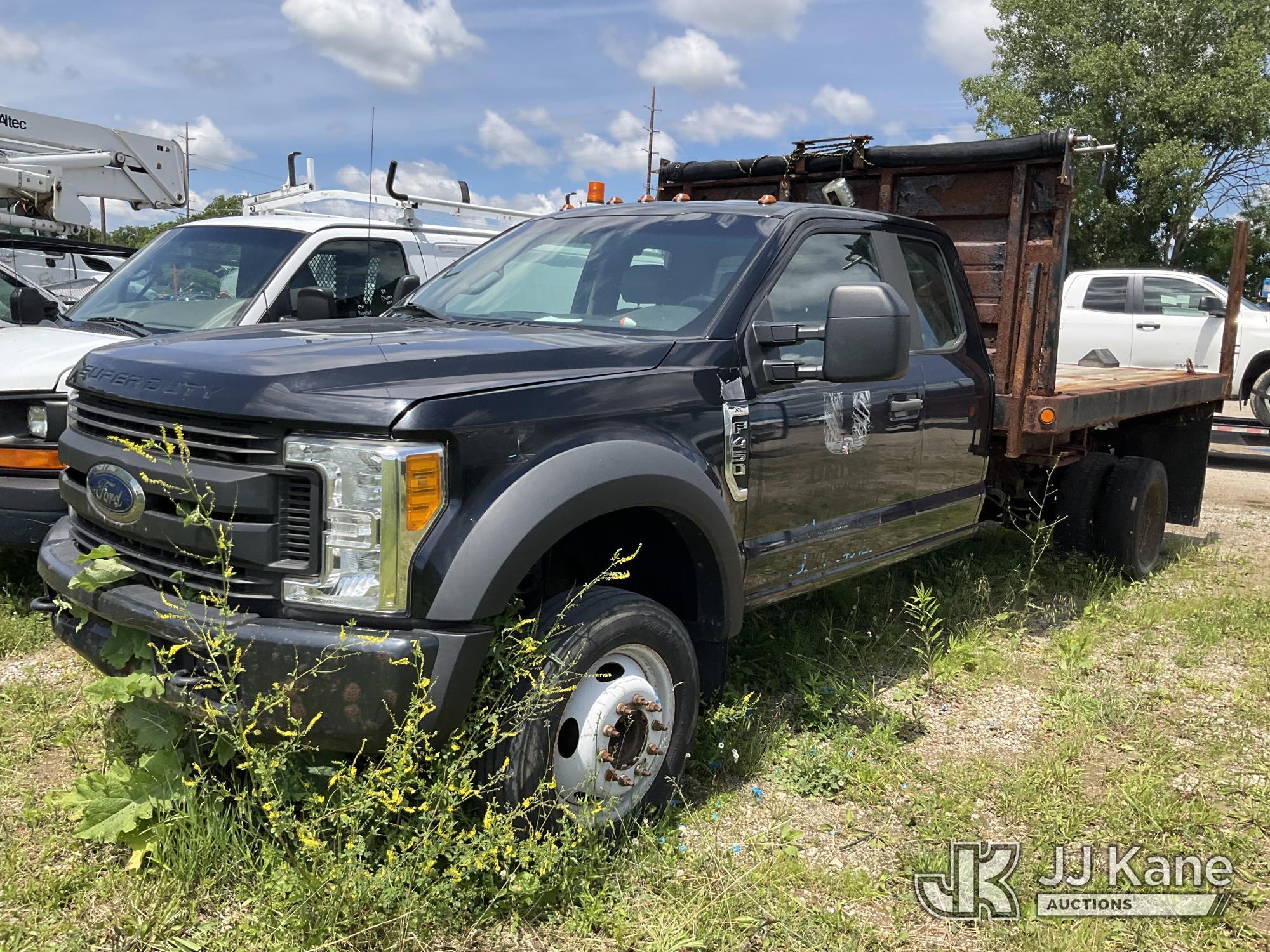 2017 FORD F450 in Charlotte, MI