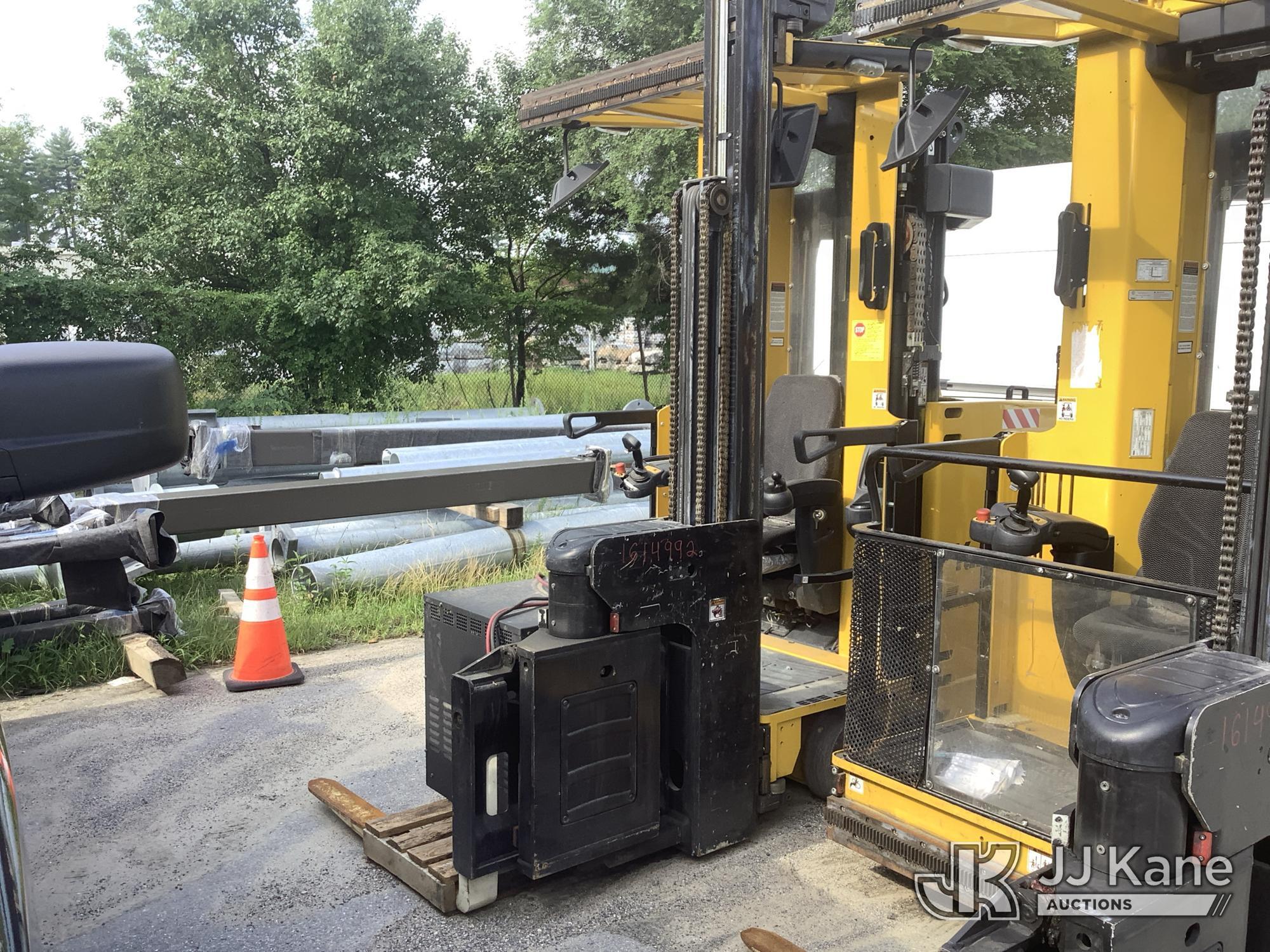 2016 Yale NTA030SB in Harmans, MD