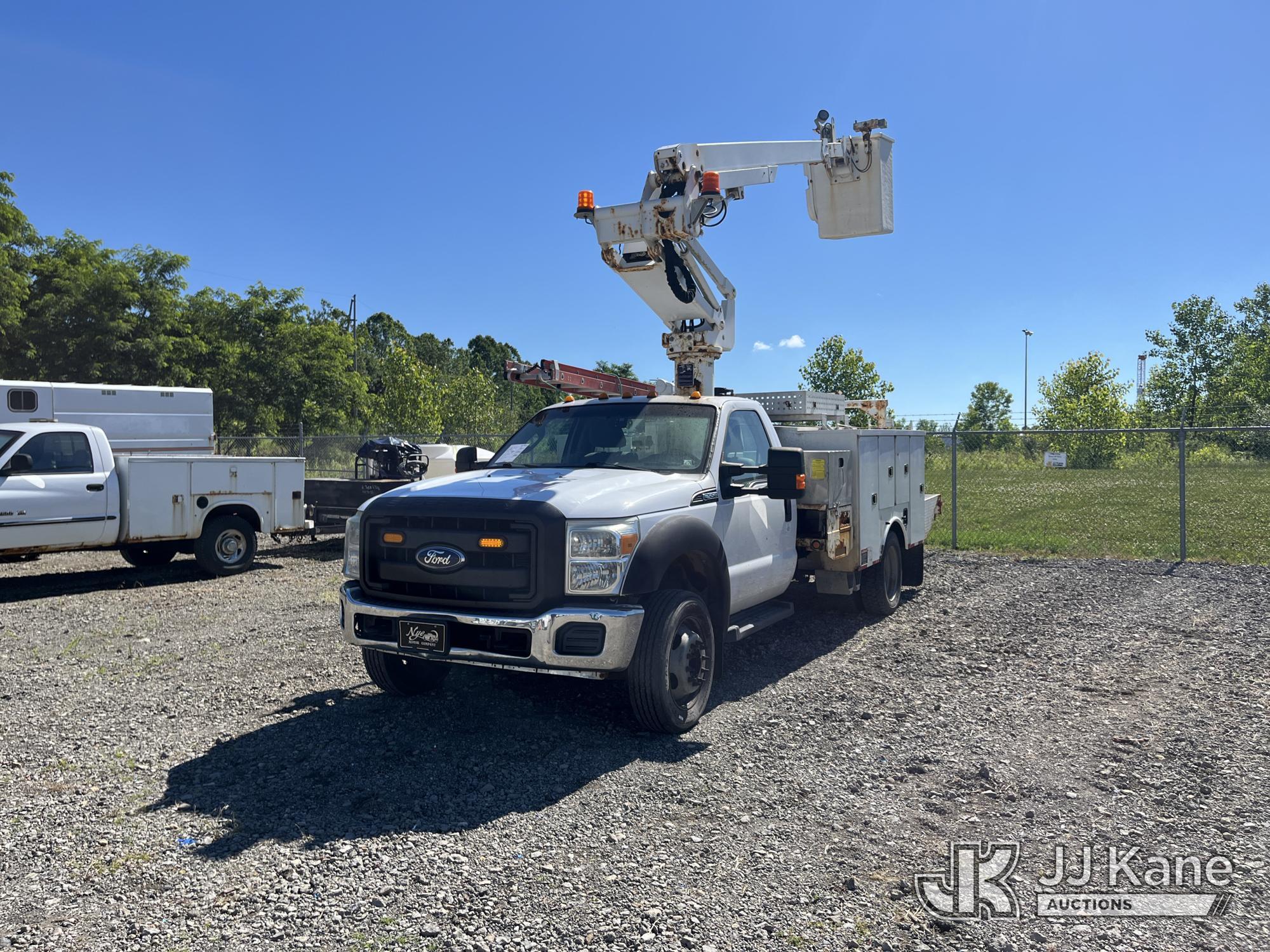 2011 FORD F550 in Louisville, OH