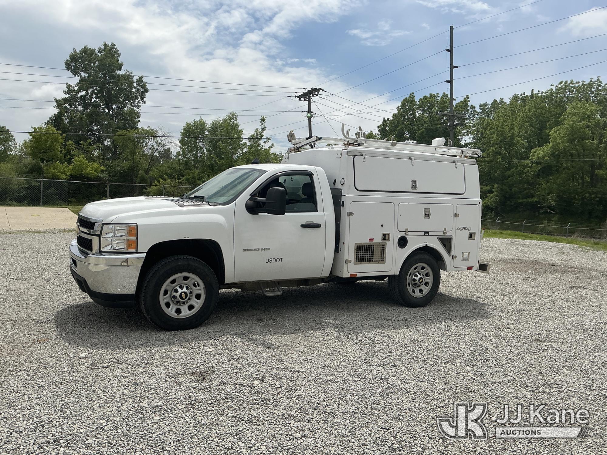 2012 Chevrolet Silverado 3500HD in Fort Wayne, IN