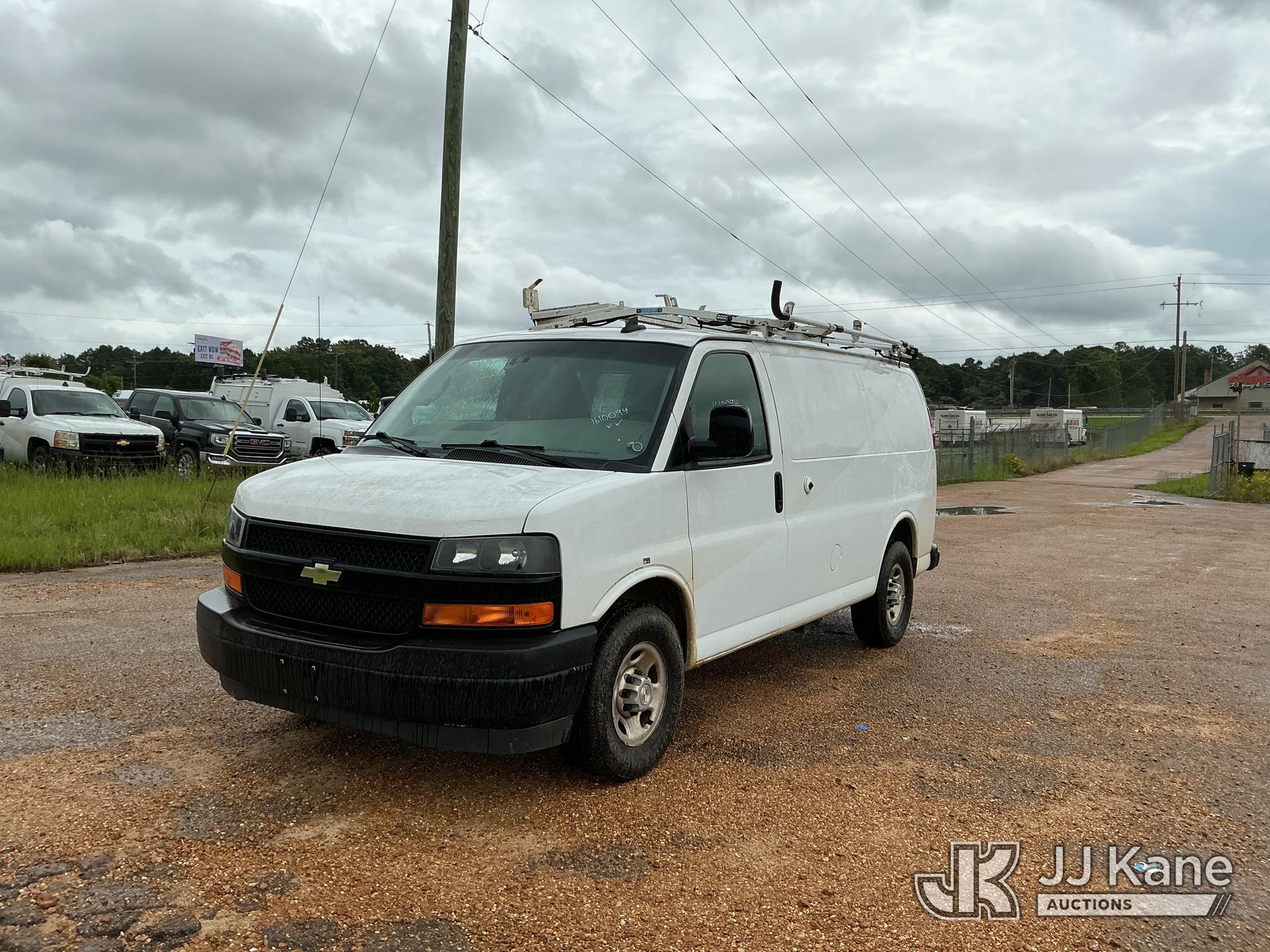 2018 CHEVROLET Express 2500 in Byram, MS