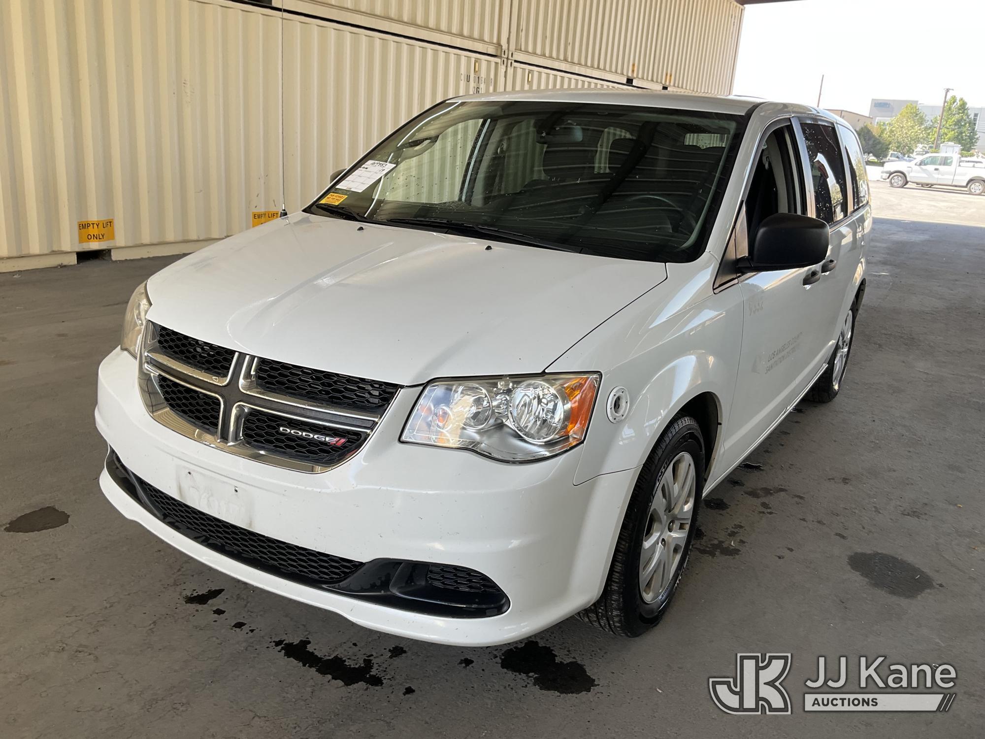 2019 DODGE GRAND CARAVAN SE in Jurupa Valley, CA