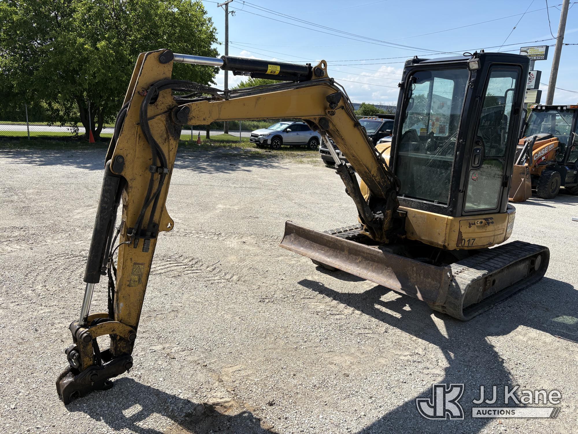 2015 Caterpillar 304E 2CR in University Park, IL