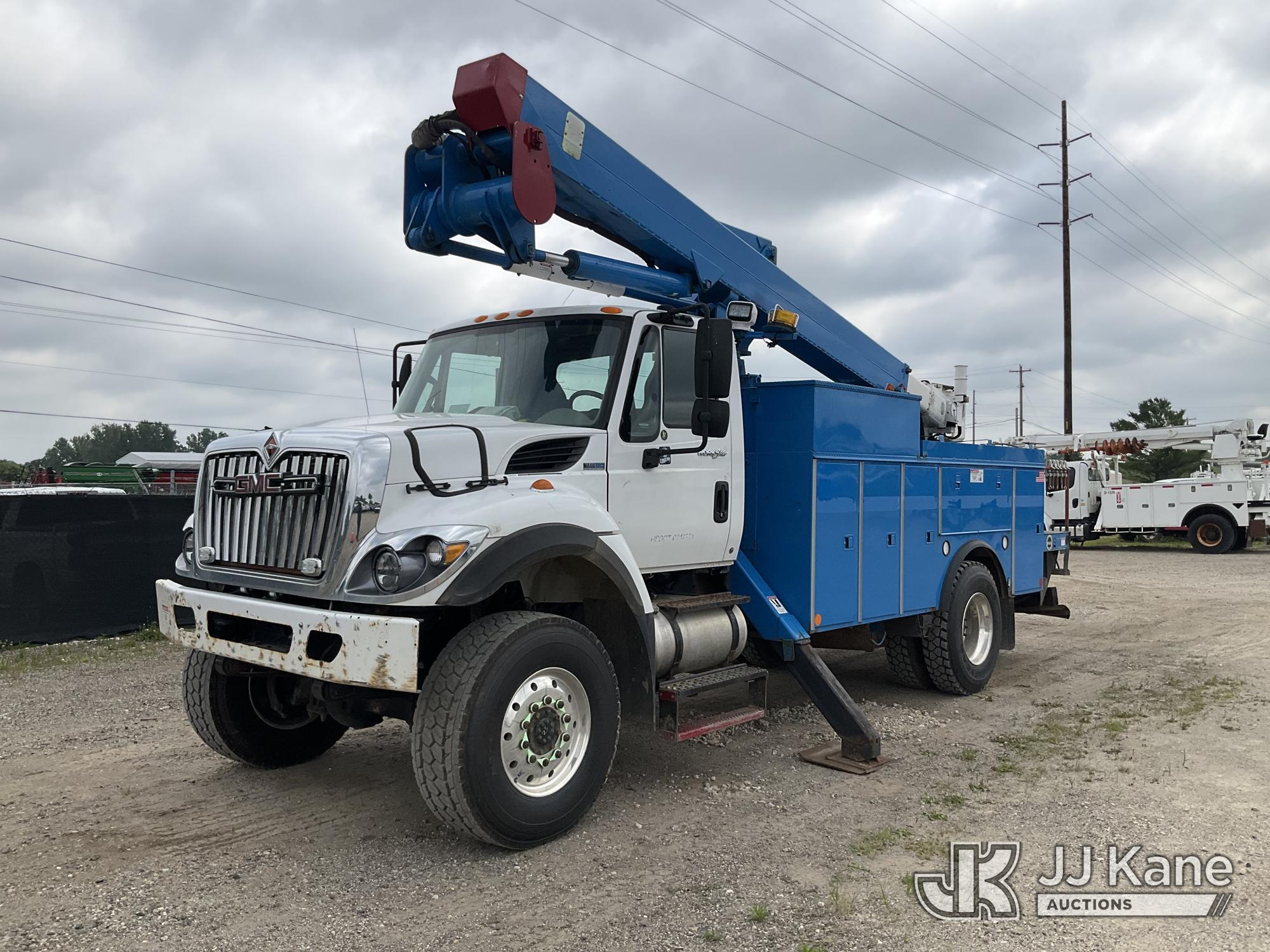 2015 International 7300 in Charlotte, MI