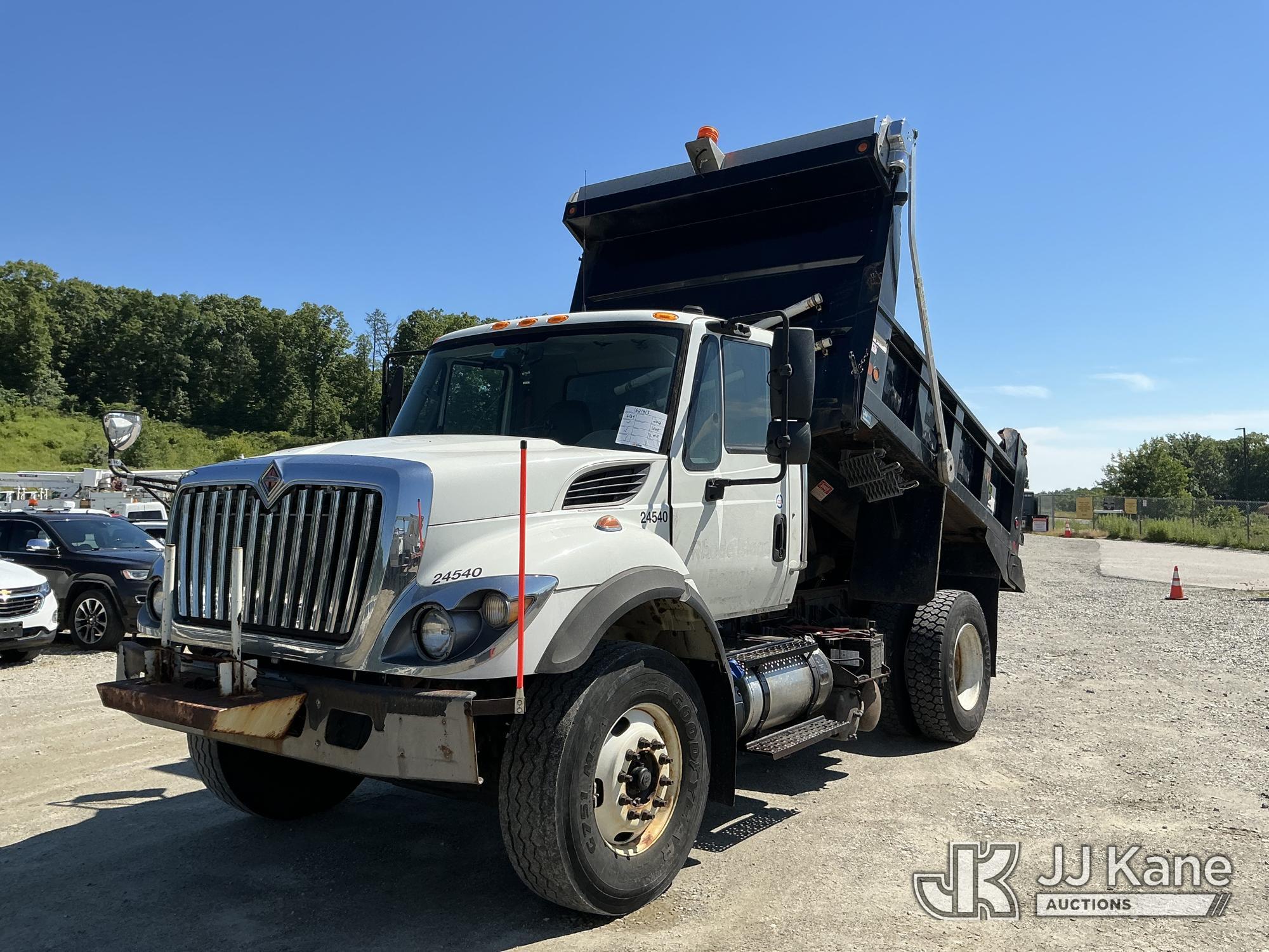 2016 International 7400 in Shrewsbury, MA