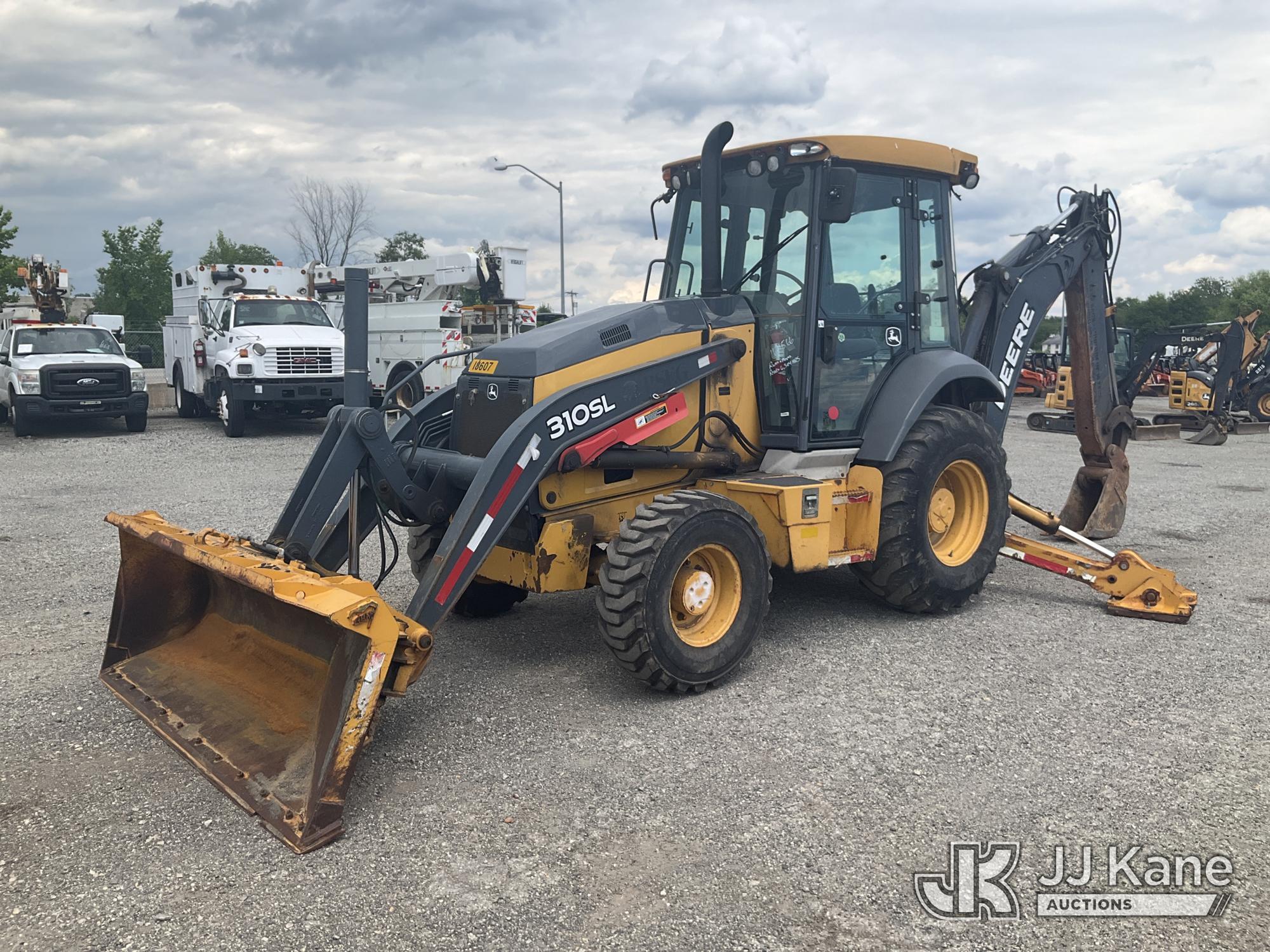 2016 John Deere 310SL 4x4 in Plymouth Meeting, PA