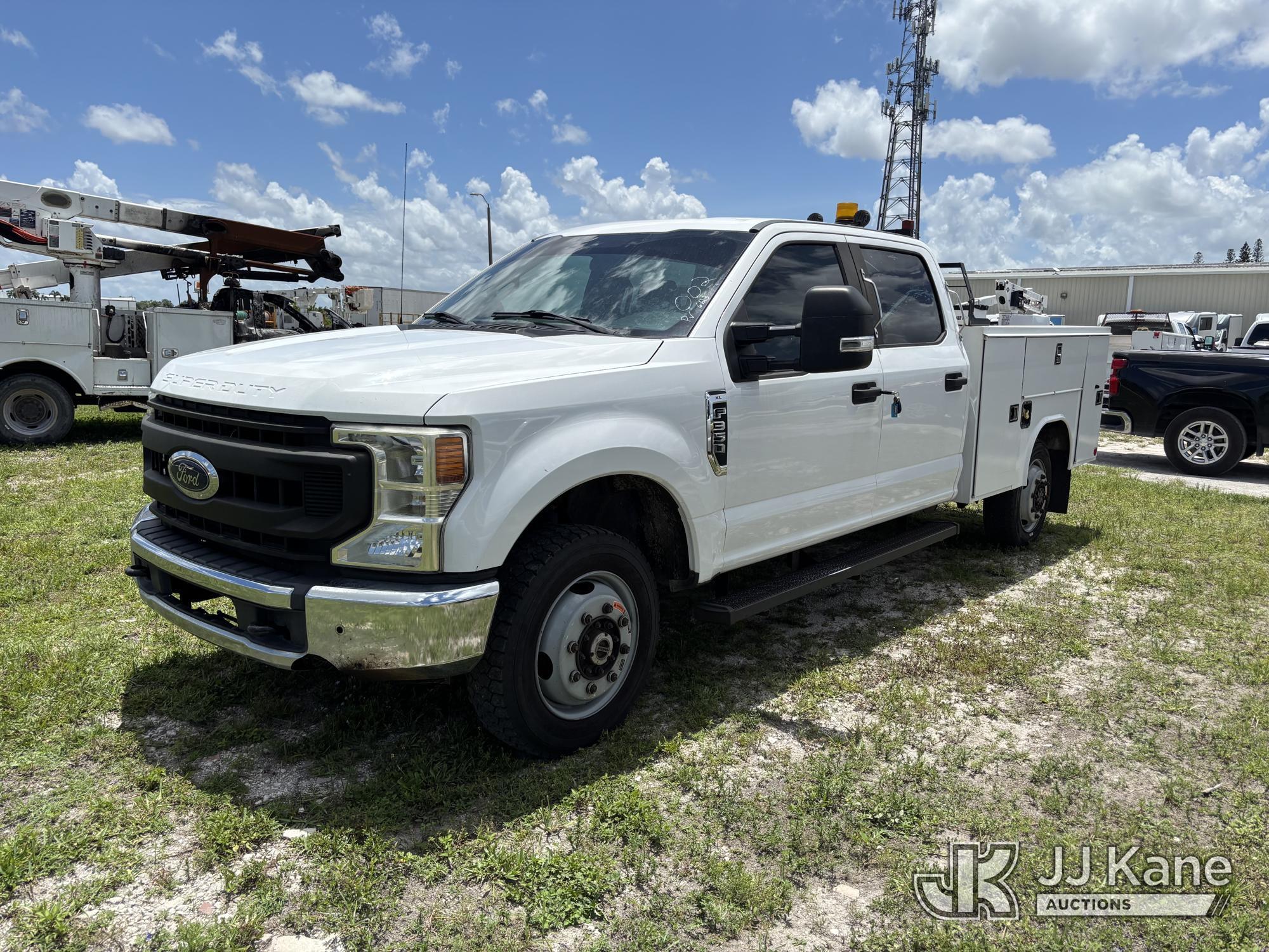 2020 FORD F350 in Westlake, FL