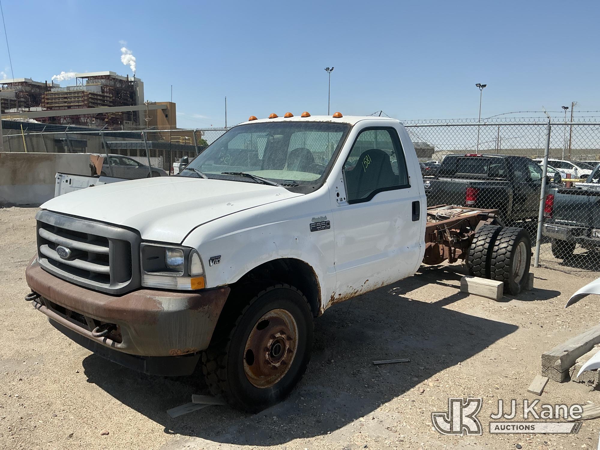 2002 FORD F550 in Point Of Rocks, WY