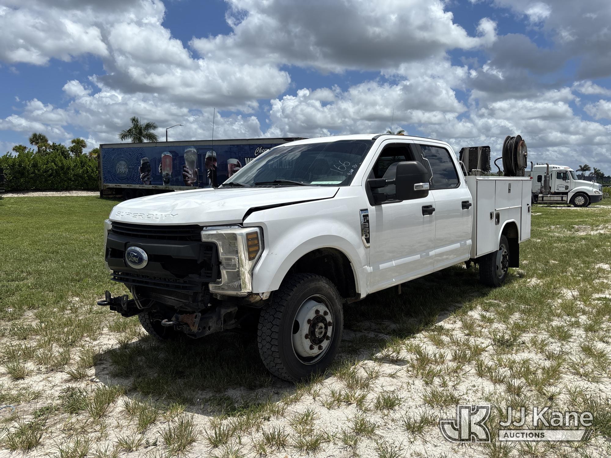 2019 Ford F350 4x4 in Westlake, FL