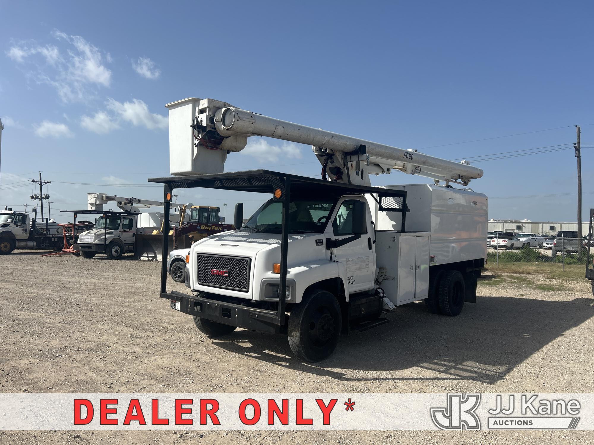 2008 GMC C7C042 in Waxahachie, TX