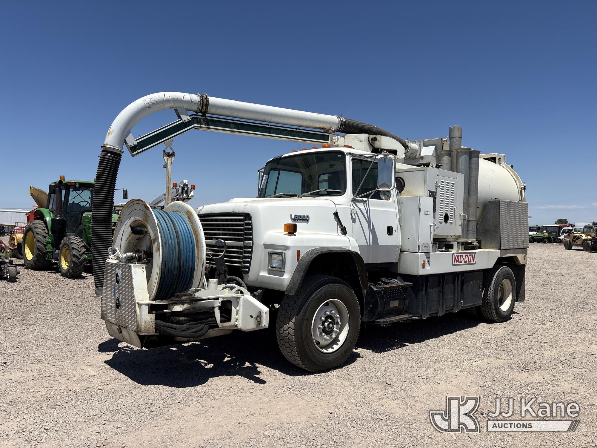 1994 Ford LN8000F in Dixon, CA