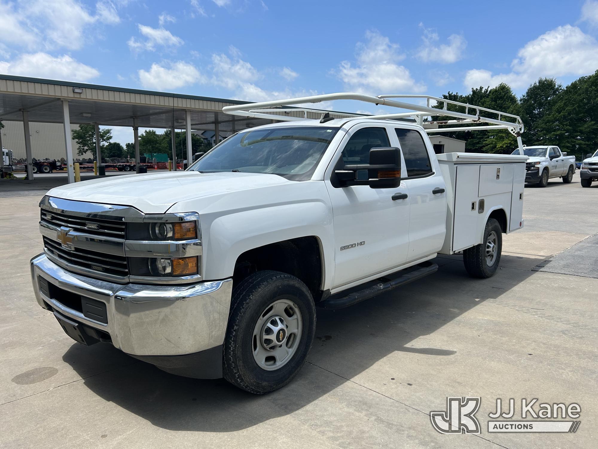 2017 CHEVROLET Silverado 2500HD in Fayetteville, AR