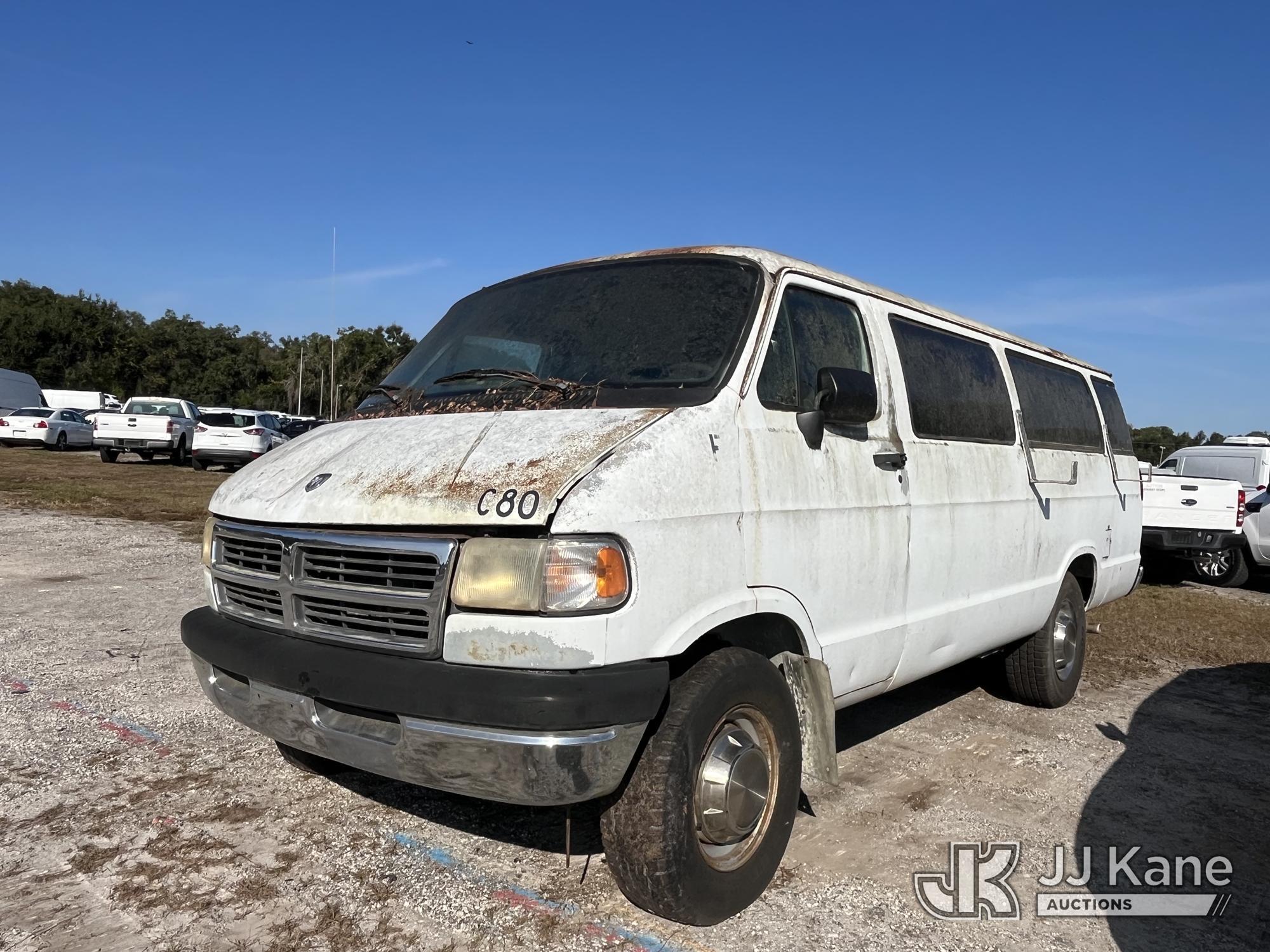 1996 DODGE RAM VAN in Thonotosassa, FL