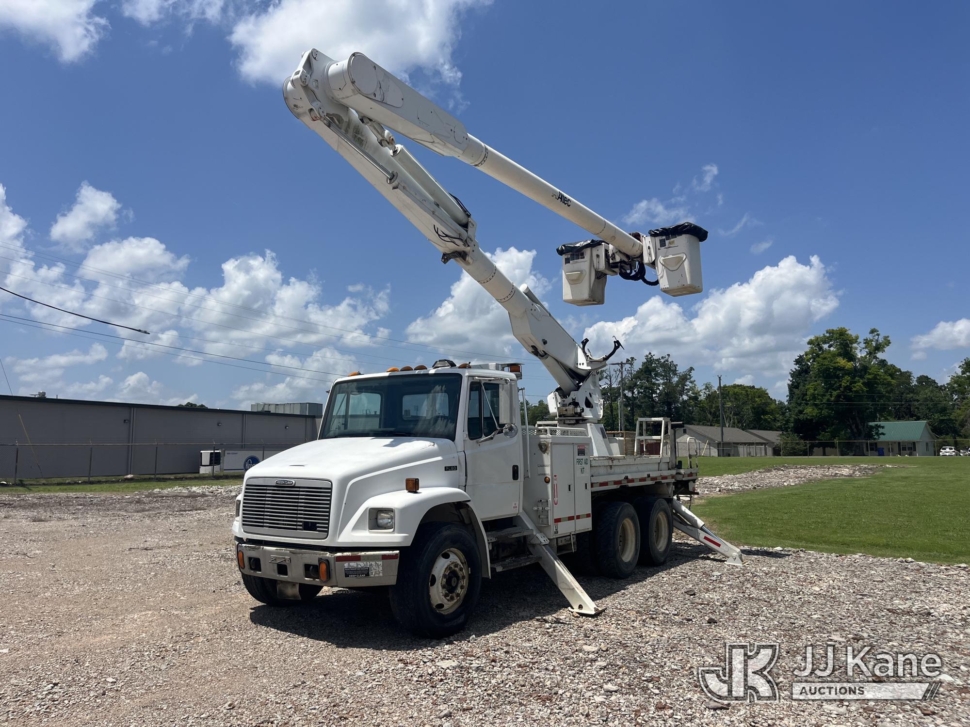 2002 Freightliner FL80 in Savannah, TN
