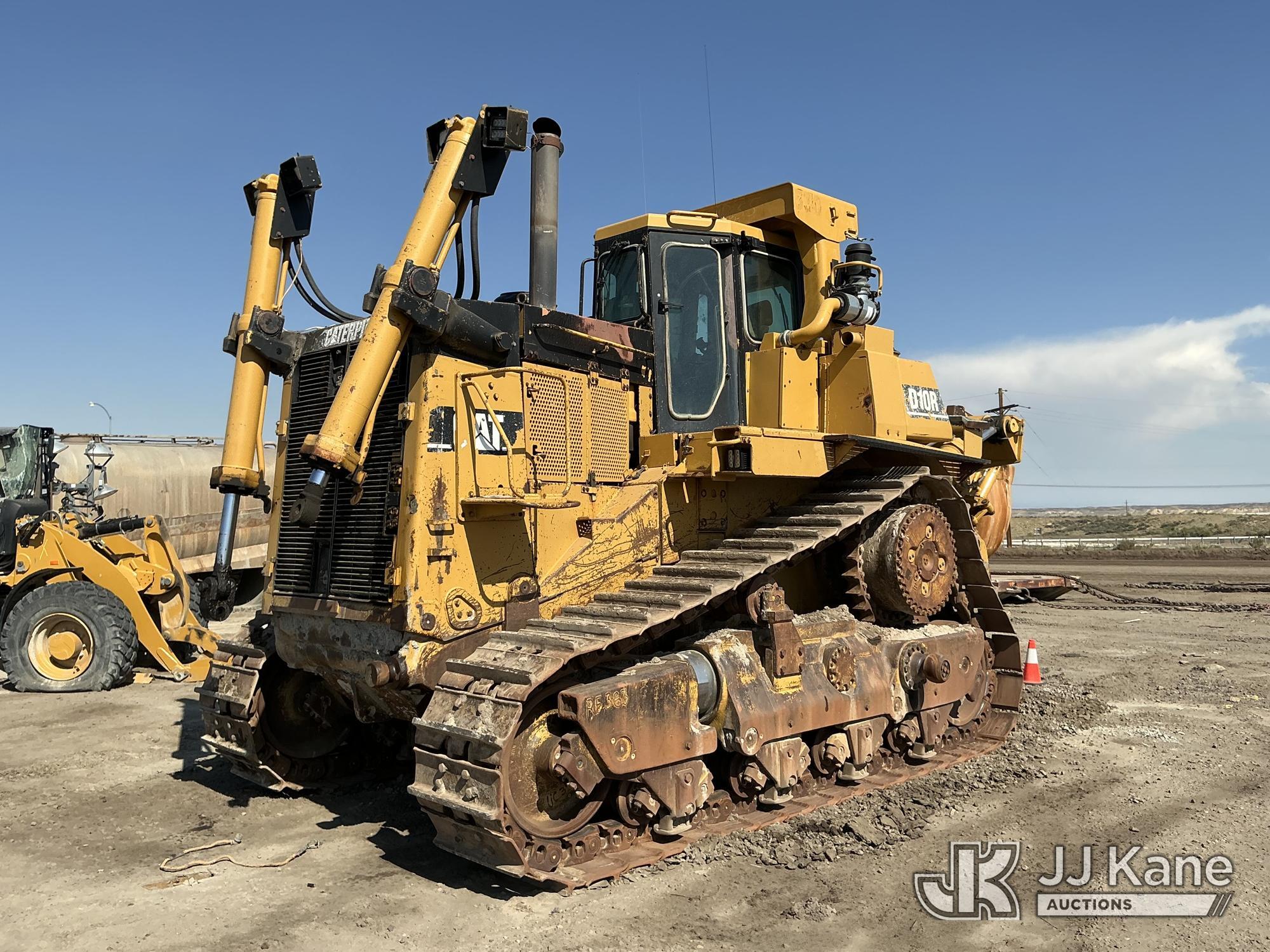 2002 Caterpillar D10R in Point Of Rocks, WY